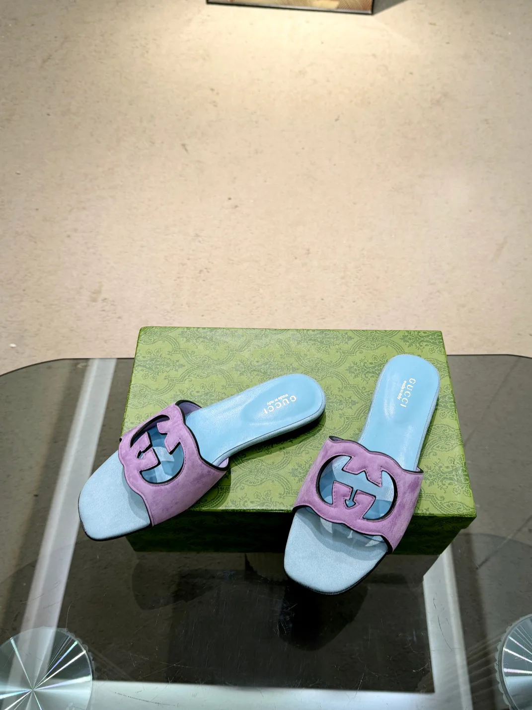 Шлепанцы Женские Gucci 11890967