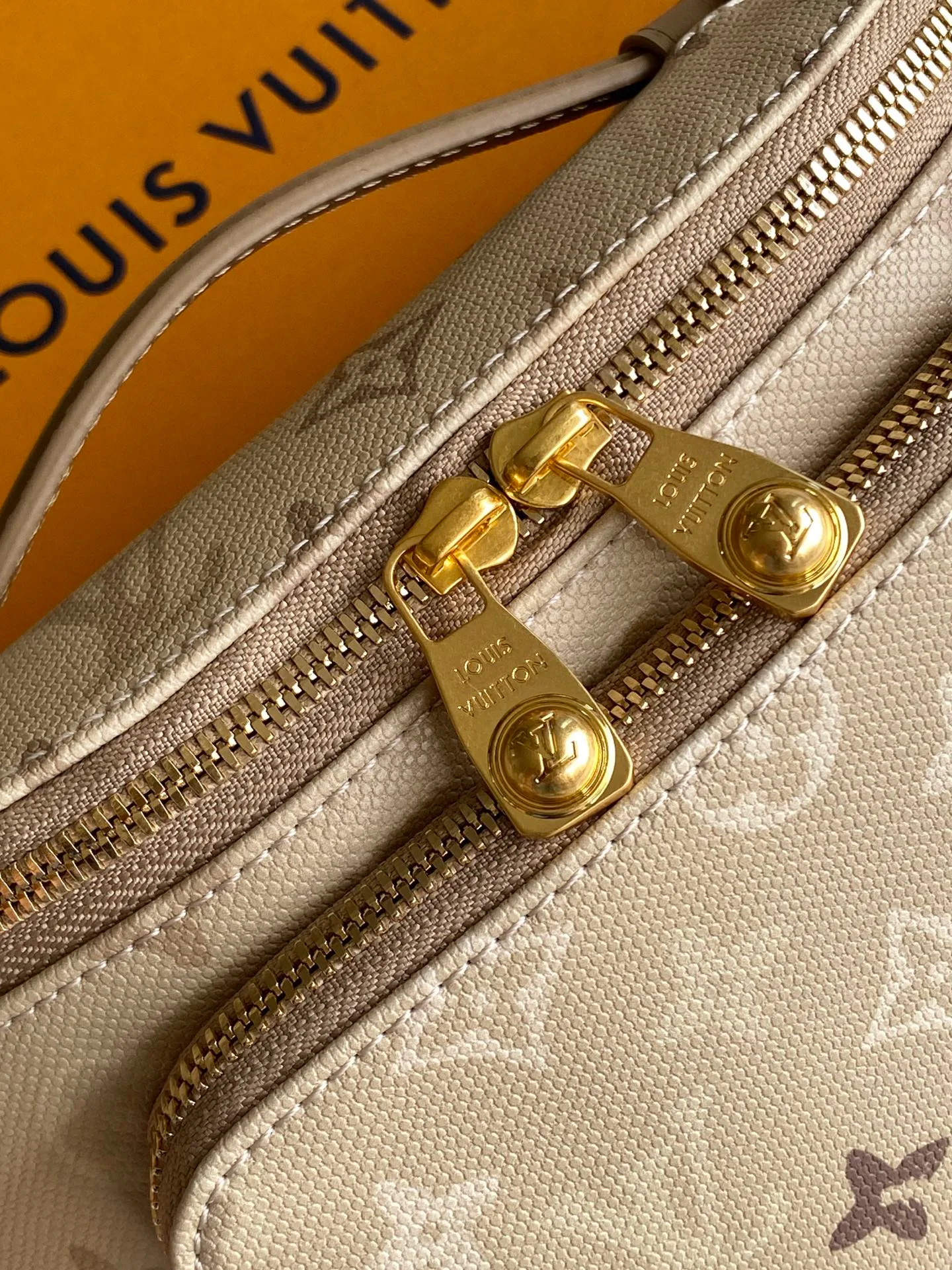 Поясные Сумки Мужские Louis Vuitton 15214846