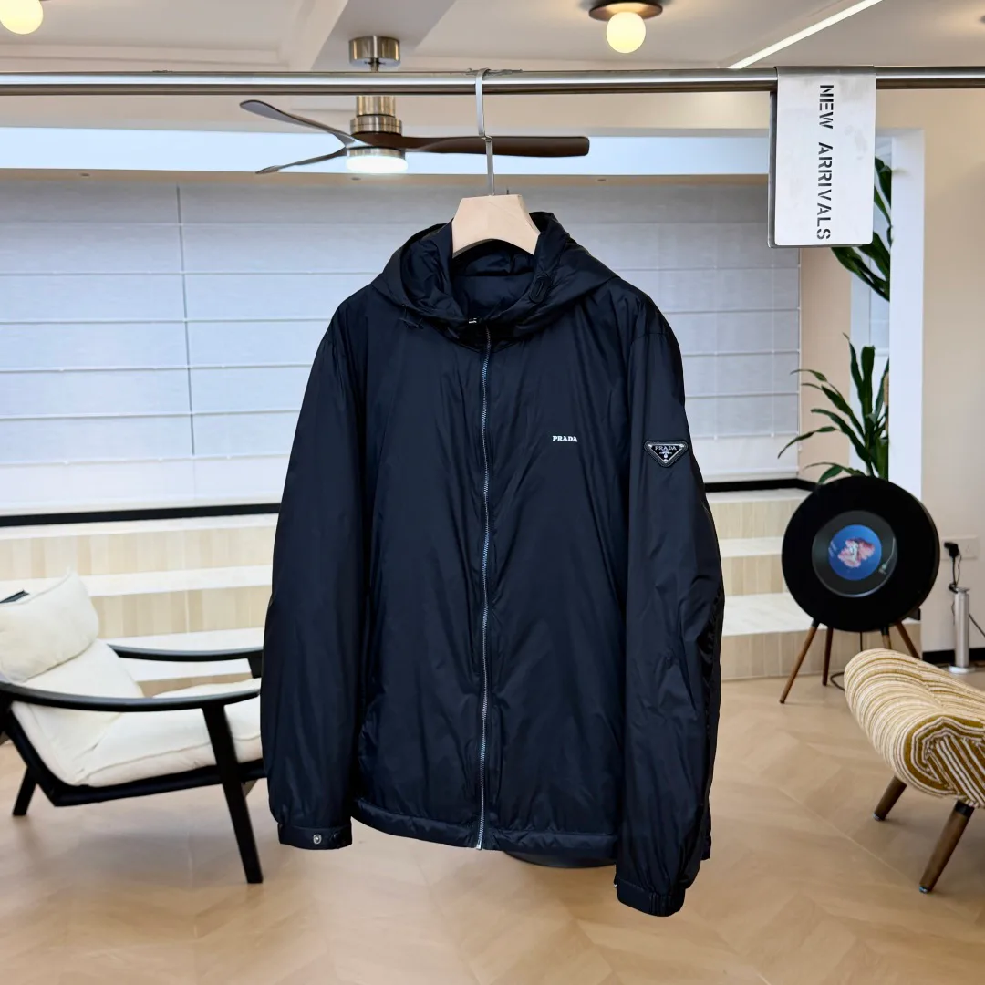Куртки И Пуховики Женские Prada 18586021