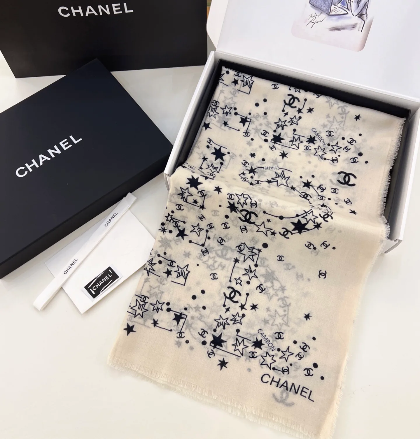 Шарфы Chanel 17987321