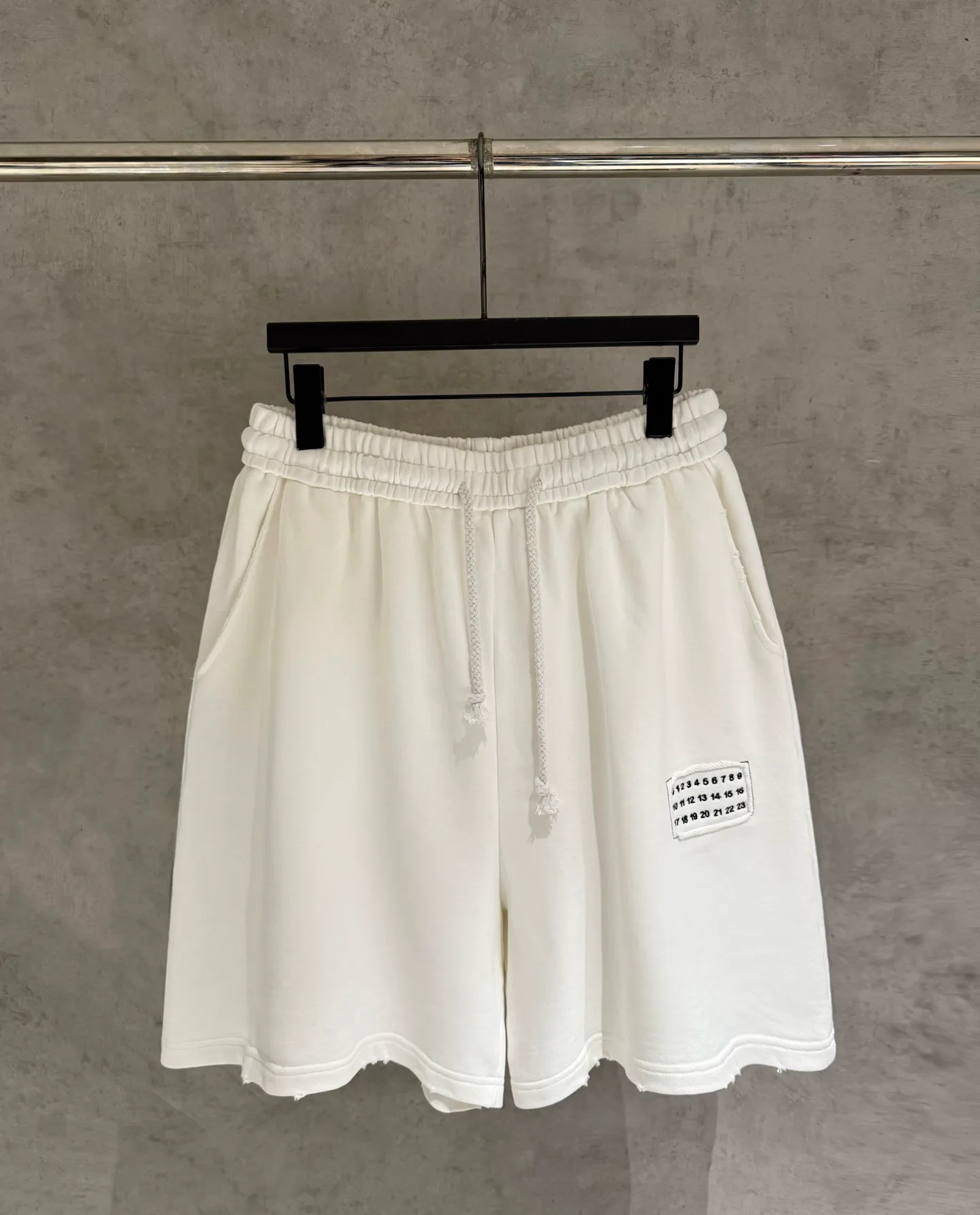 Шорты Мужские Maison Margiela 17610087