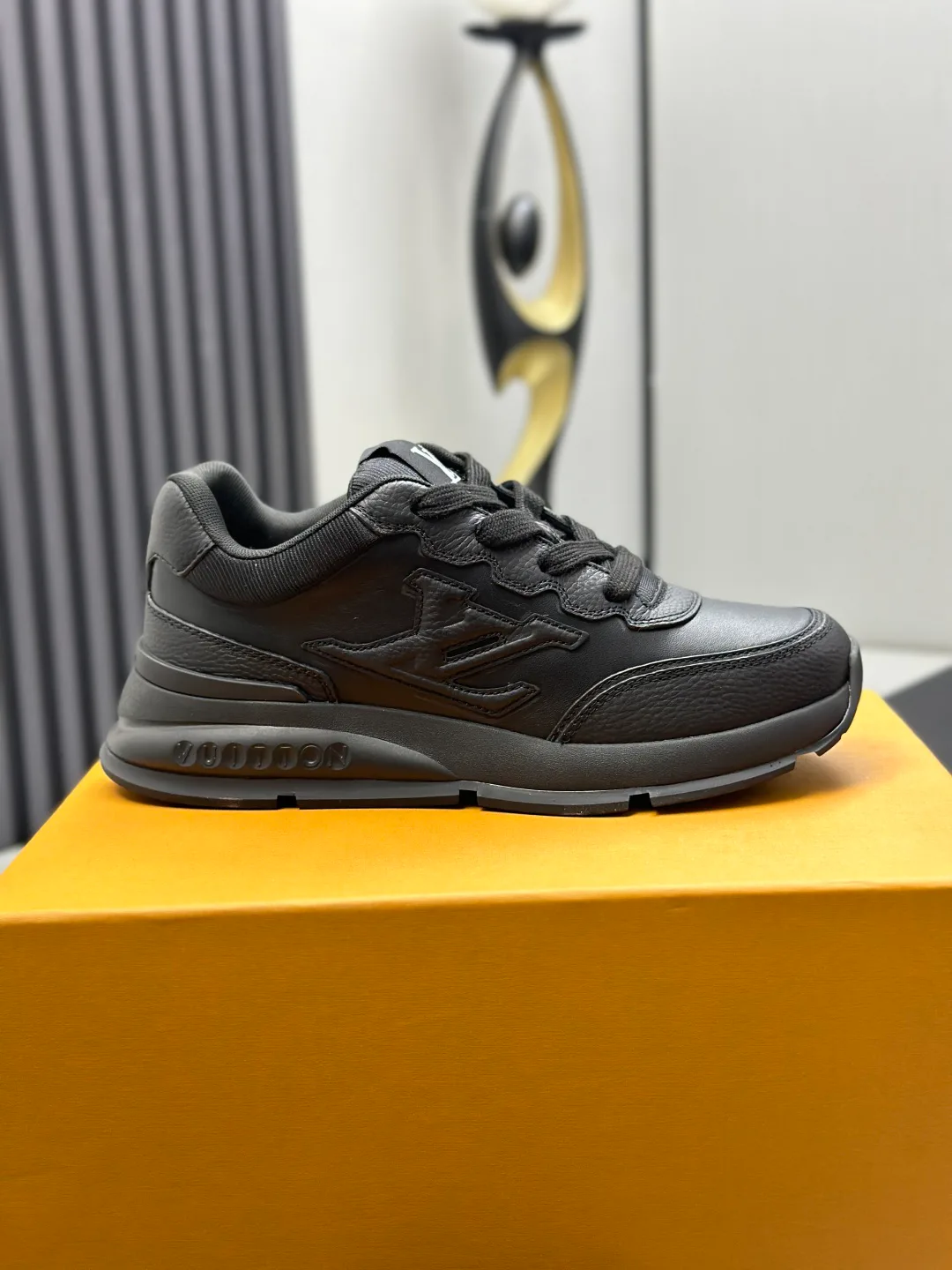 Кроссовки Мужские Louis Vuitton 11161987