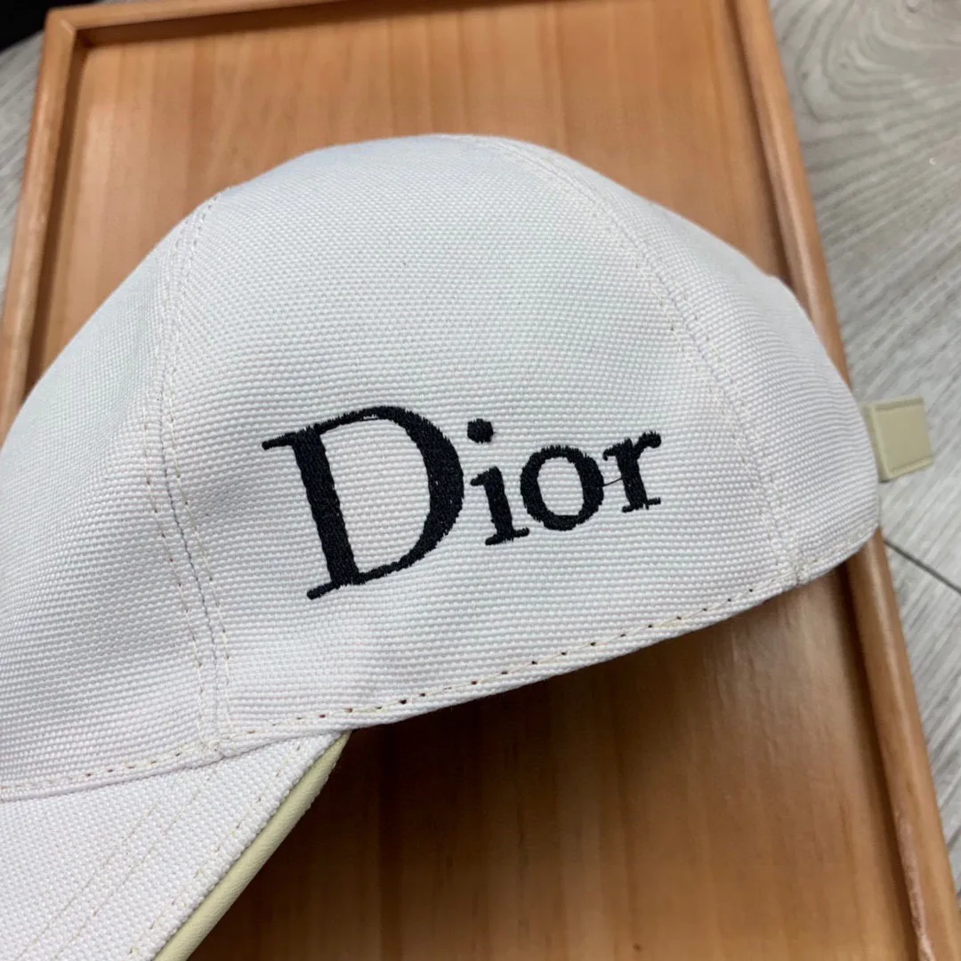 Головные Уборы Christian Dior 12882077