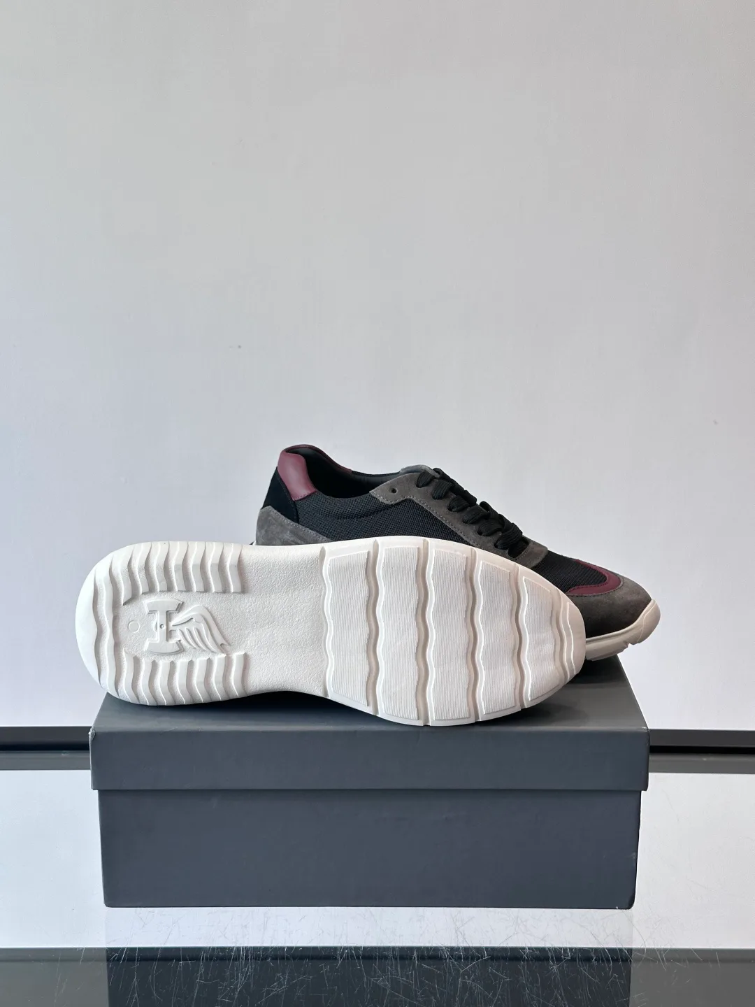 Кроссовки Мужские Hogan 3853023