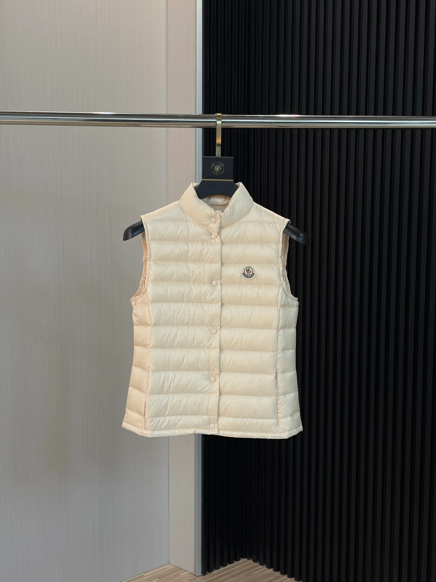 Жилеты Женские Moncler 18048233