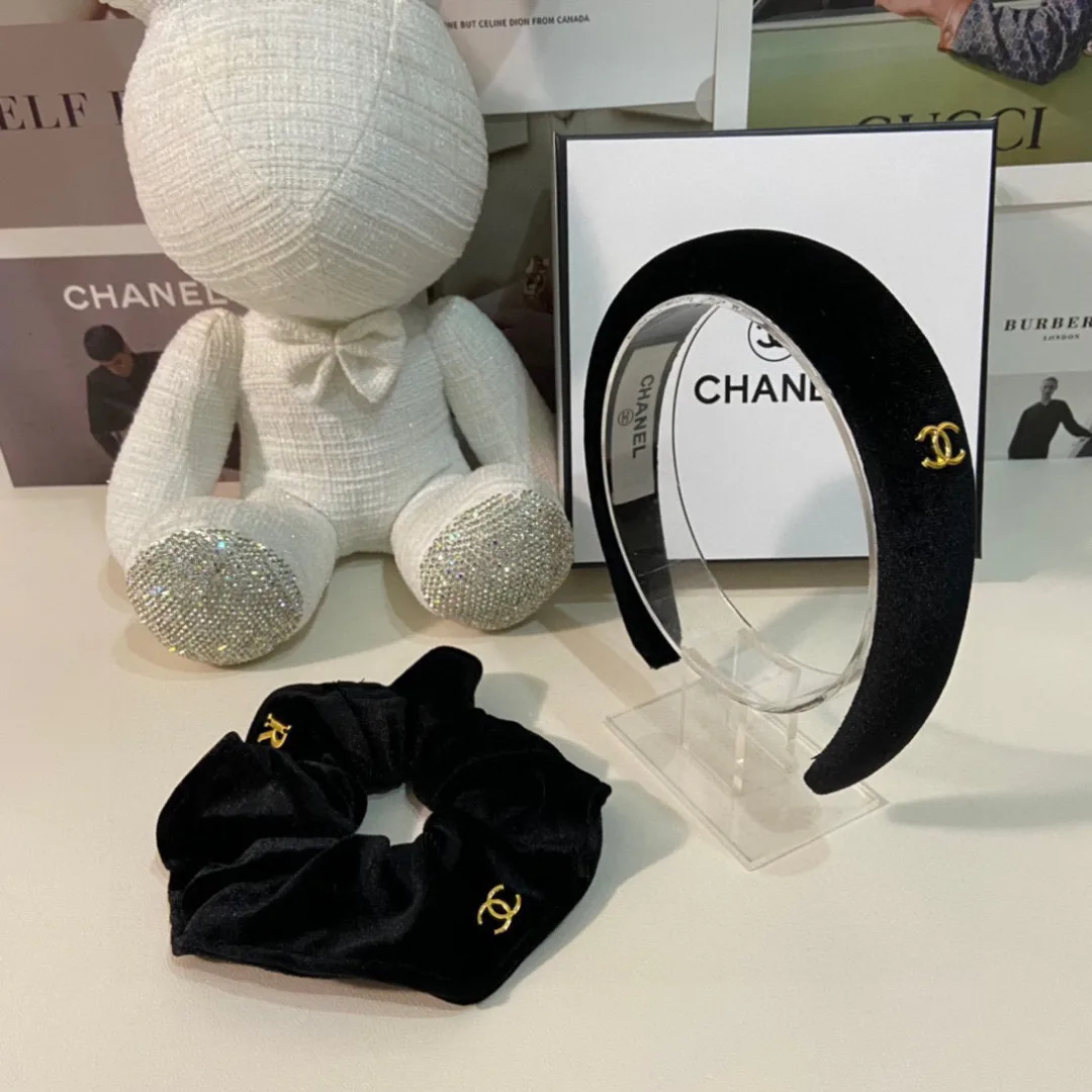 Головные Уборы Chanel 11469198