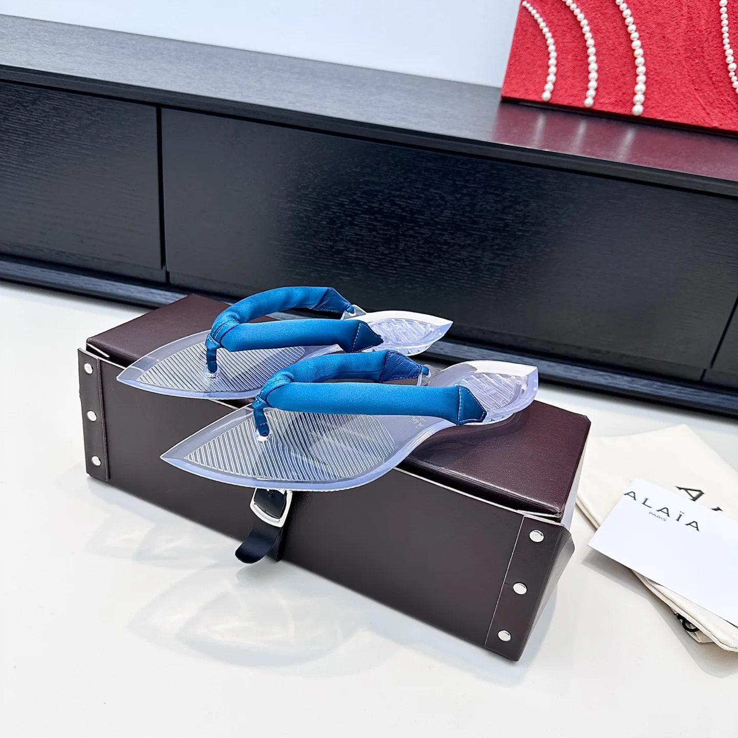 Шлепанцы Женские Alaia 13183727