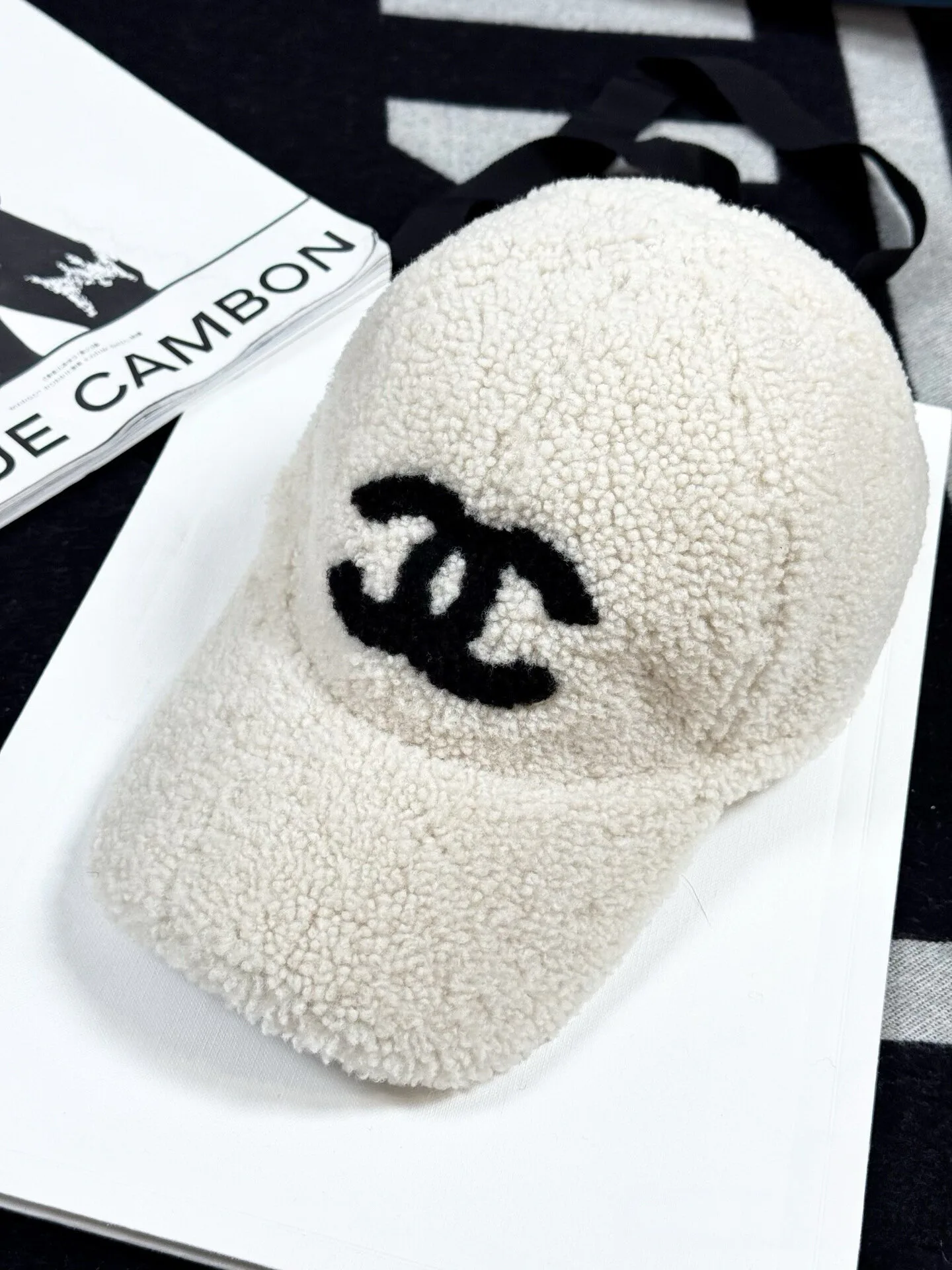 Головные Уборы Chanel 5000420
