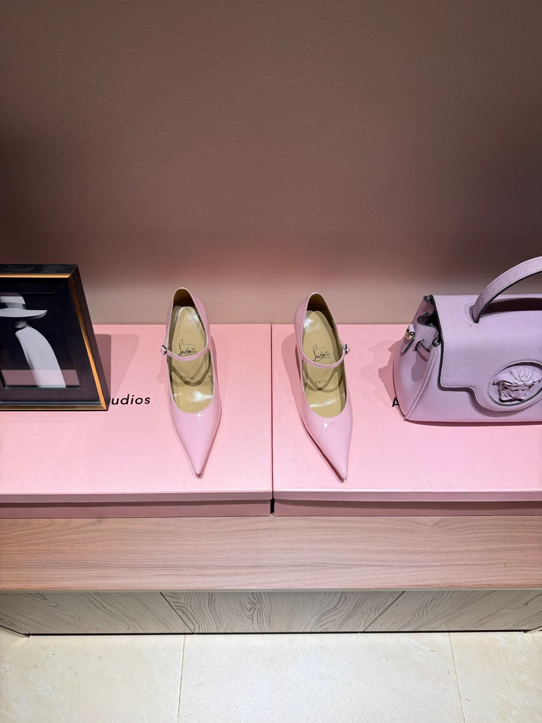 Туфли Женские Christian Louboutin 4743810