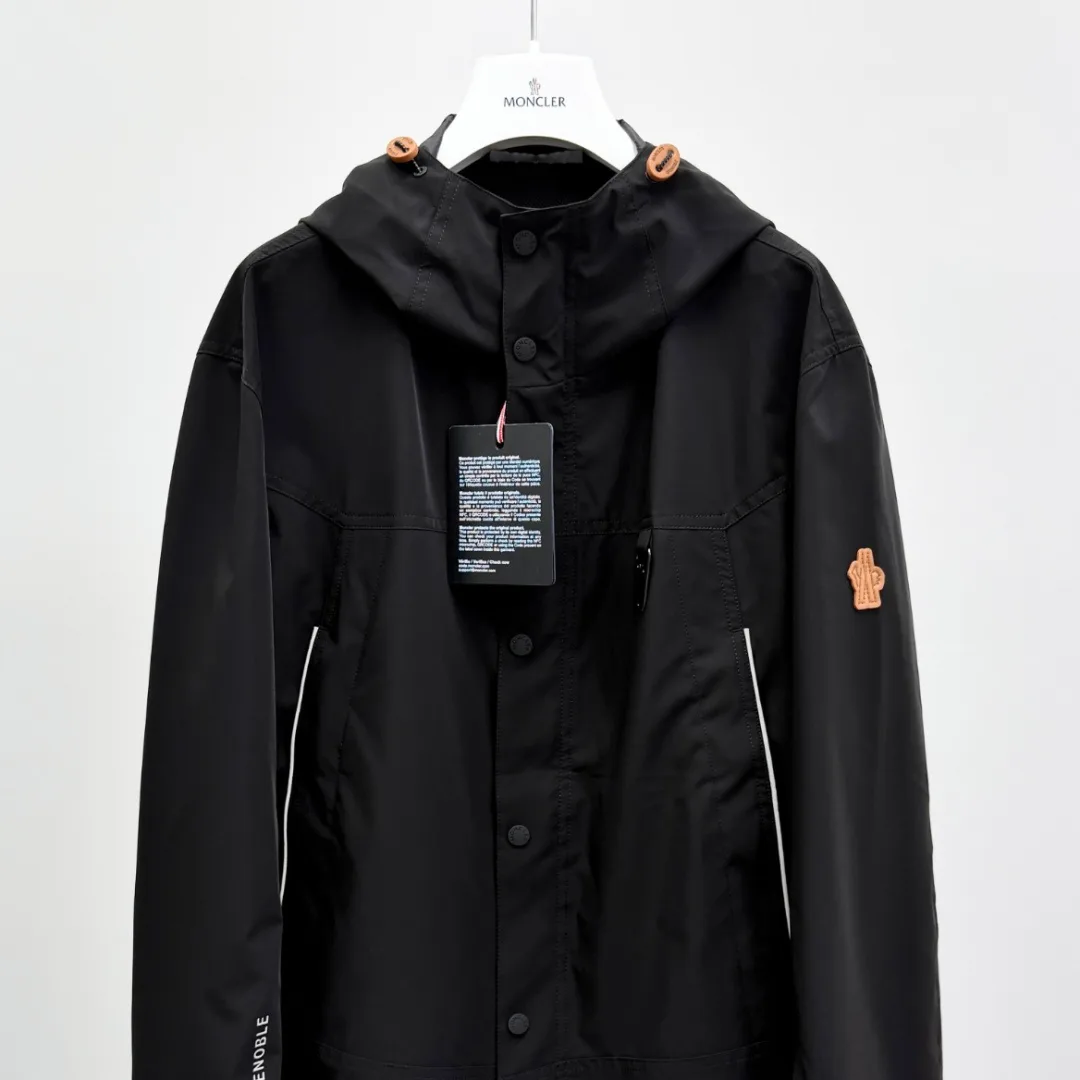 Куртки И Пуховики Мужские Moncler 10298914