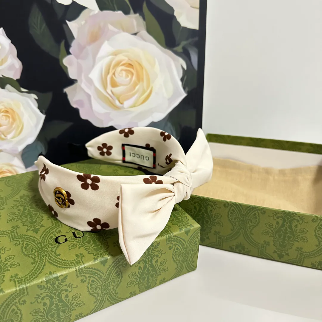 Головные Уборы Gucci 11469212
