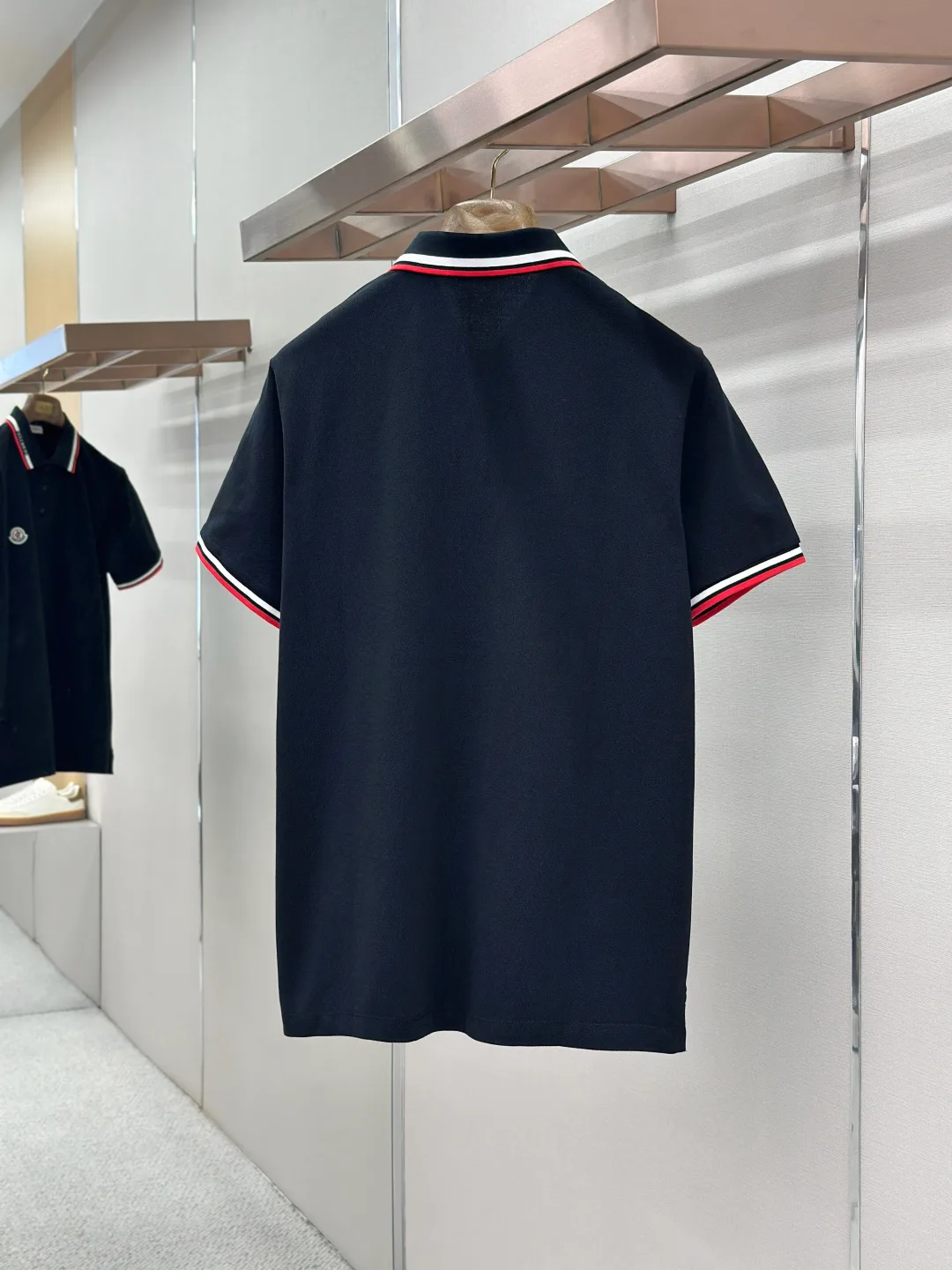 Рубашки Мужские Moncler 17563235