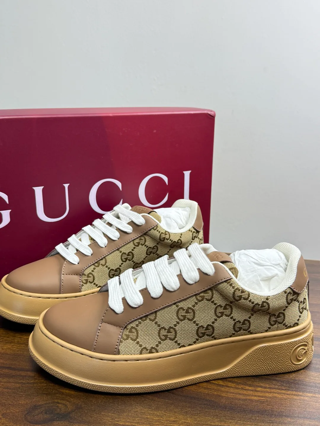 Кроссовки Женские Gucci 19659291