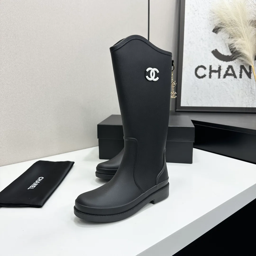 Сапоги Женские Chanel 18832633