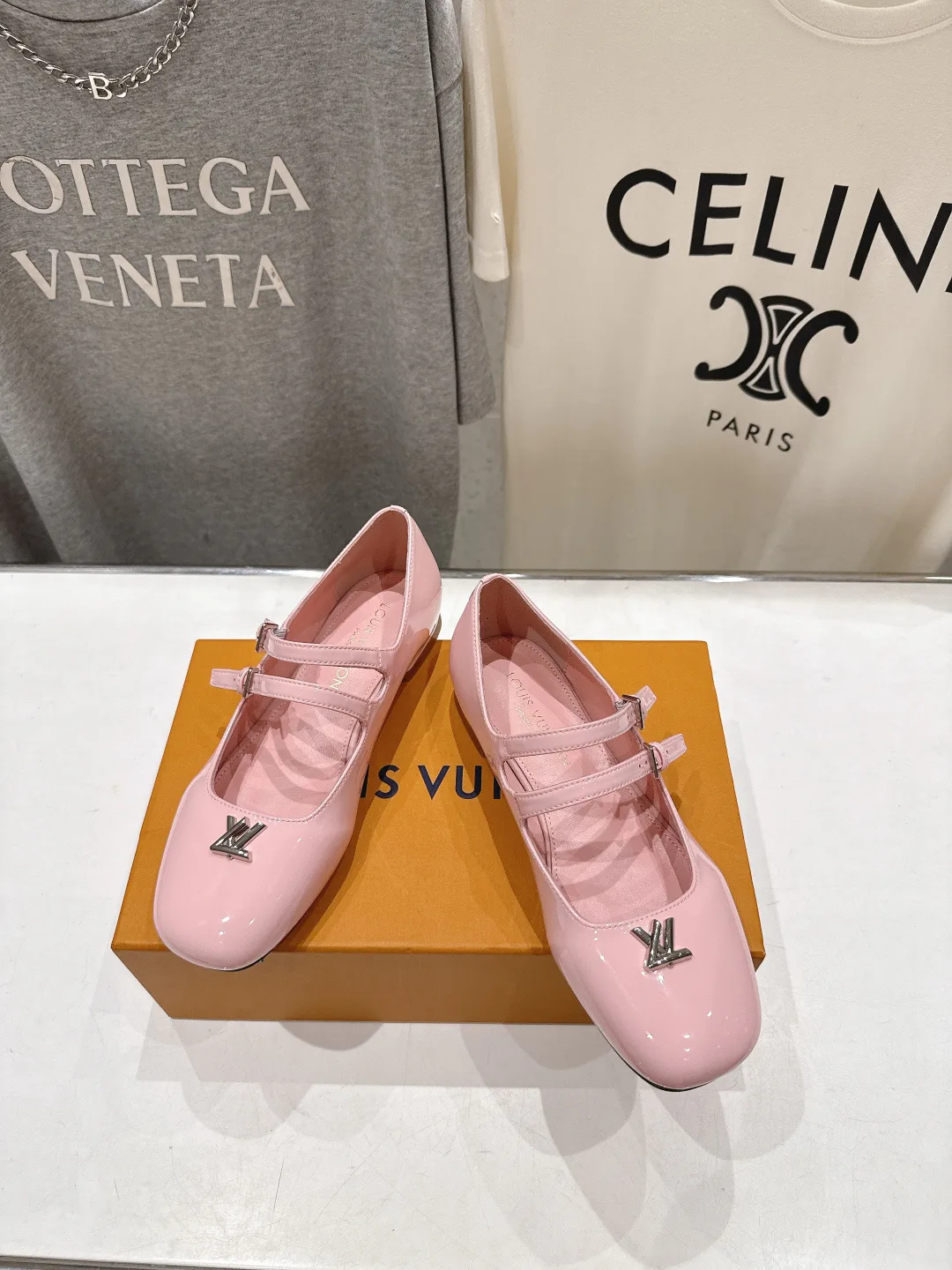 Туфли Женские Louis Vuitton 13433053