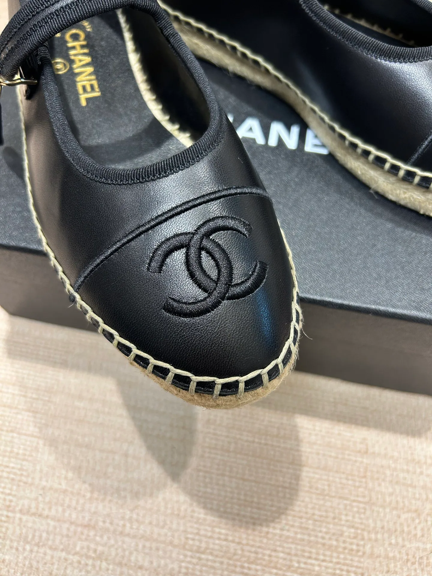 Туфли Женские Chanel 13108899