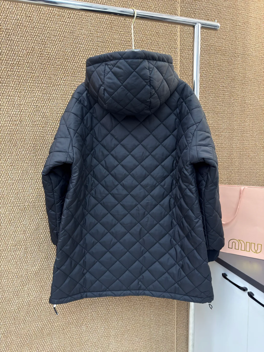 Куртки И Пуховики Женские Miu Miu 18816450