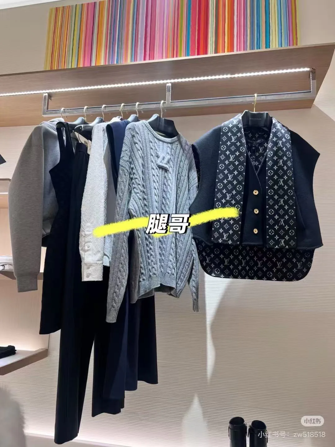 Жилеты Женские Louis Vuitton 18113318