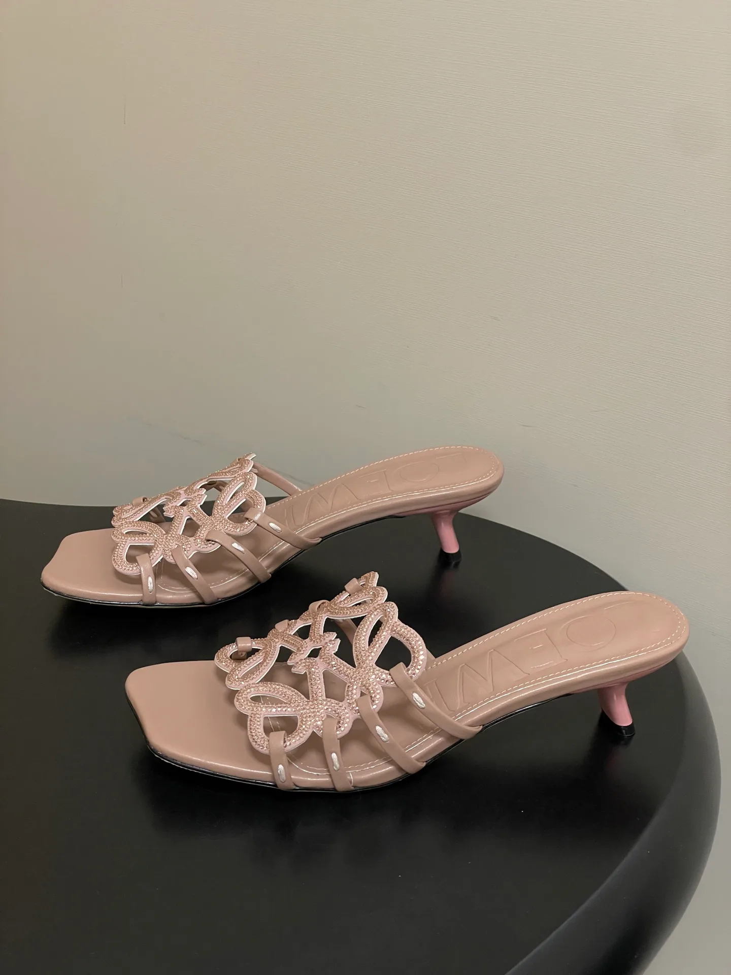 Босоножки Женские Loewe 11464057