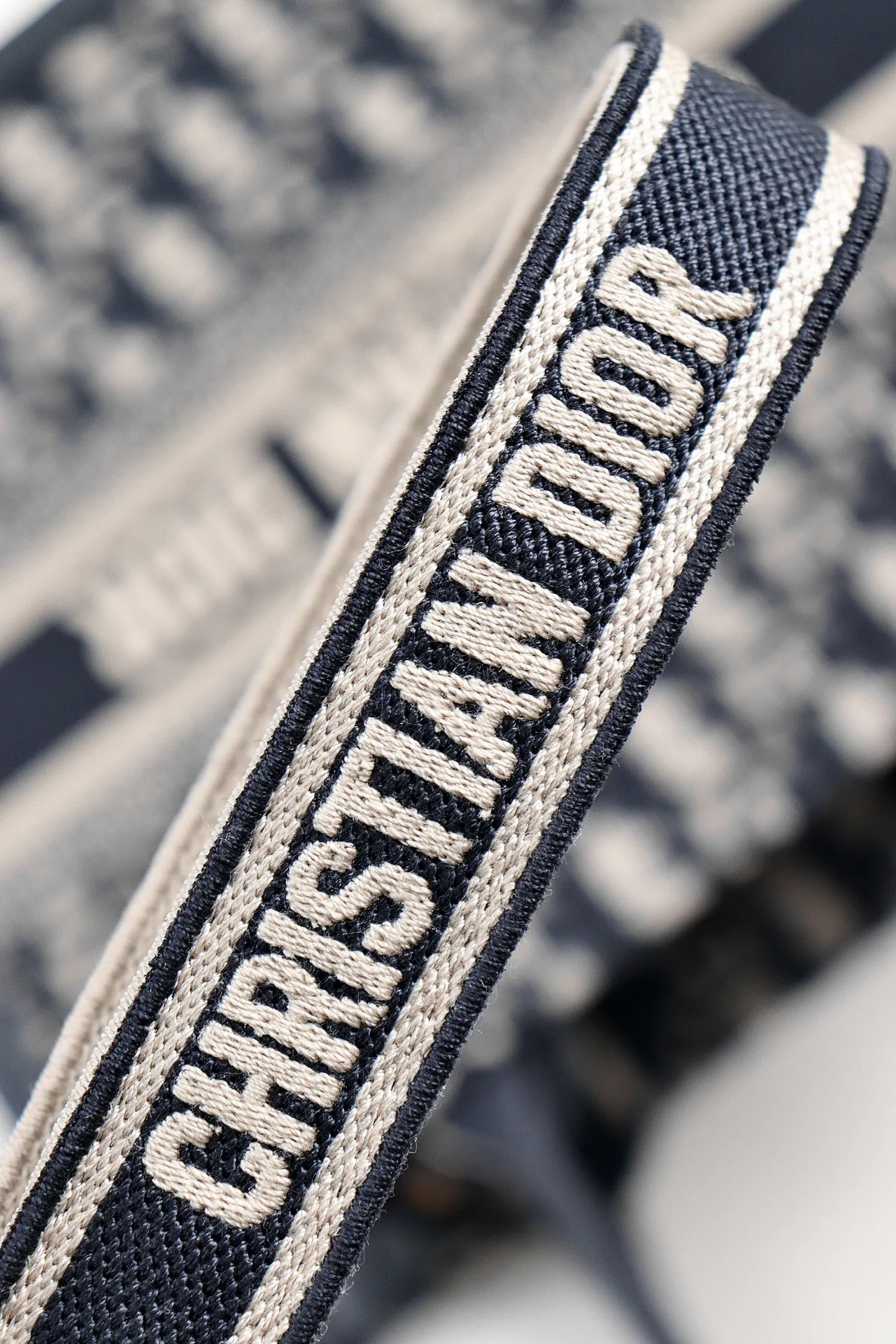 Сумки На Ремне Женские Christian Dior 11564961