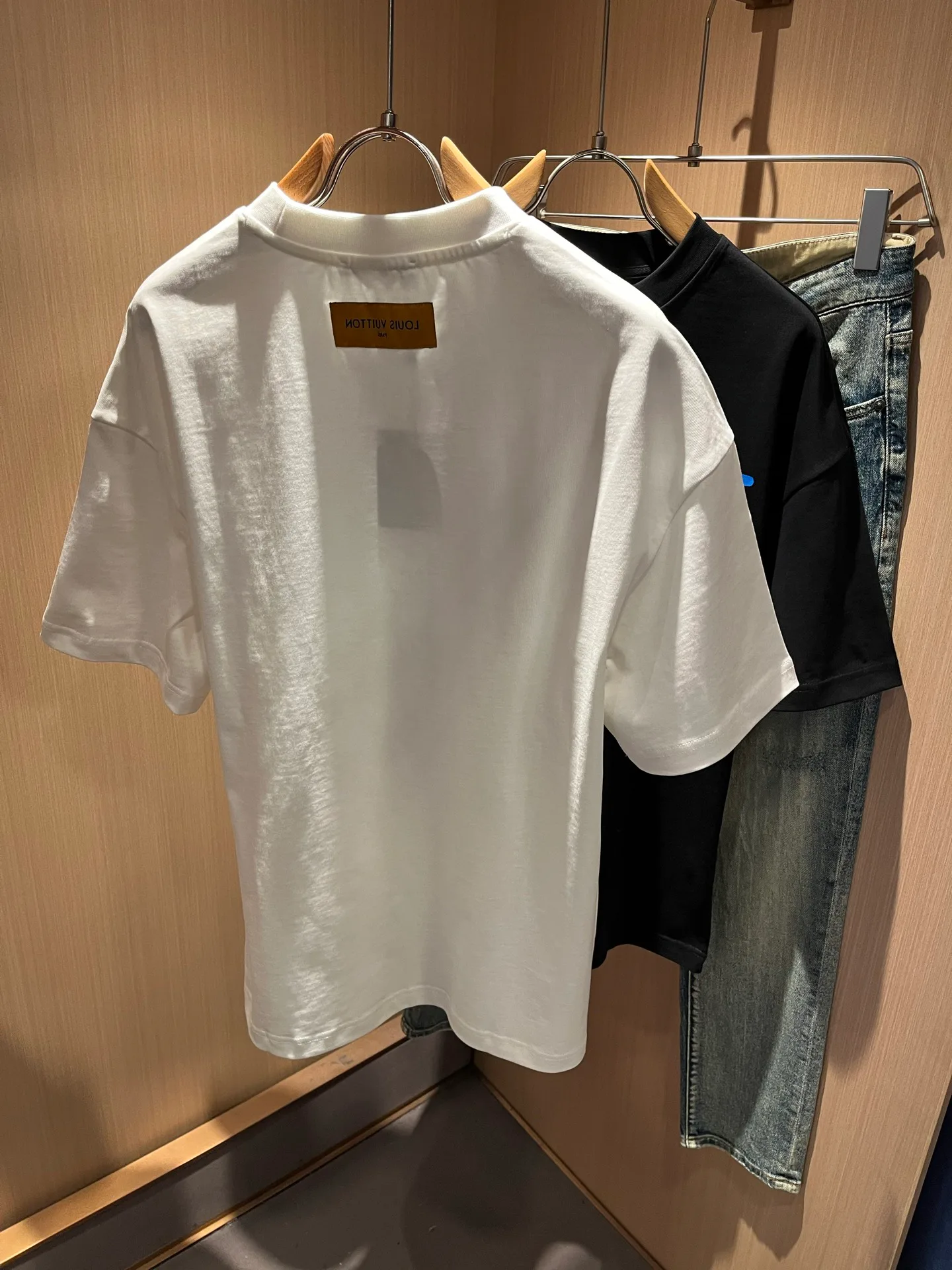 Футболки Женские Louis Vuitton 10242335