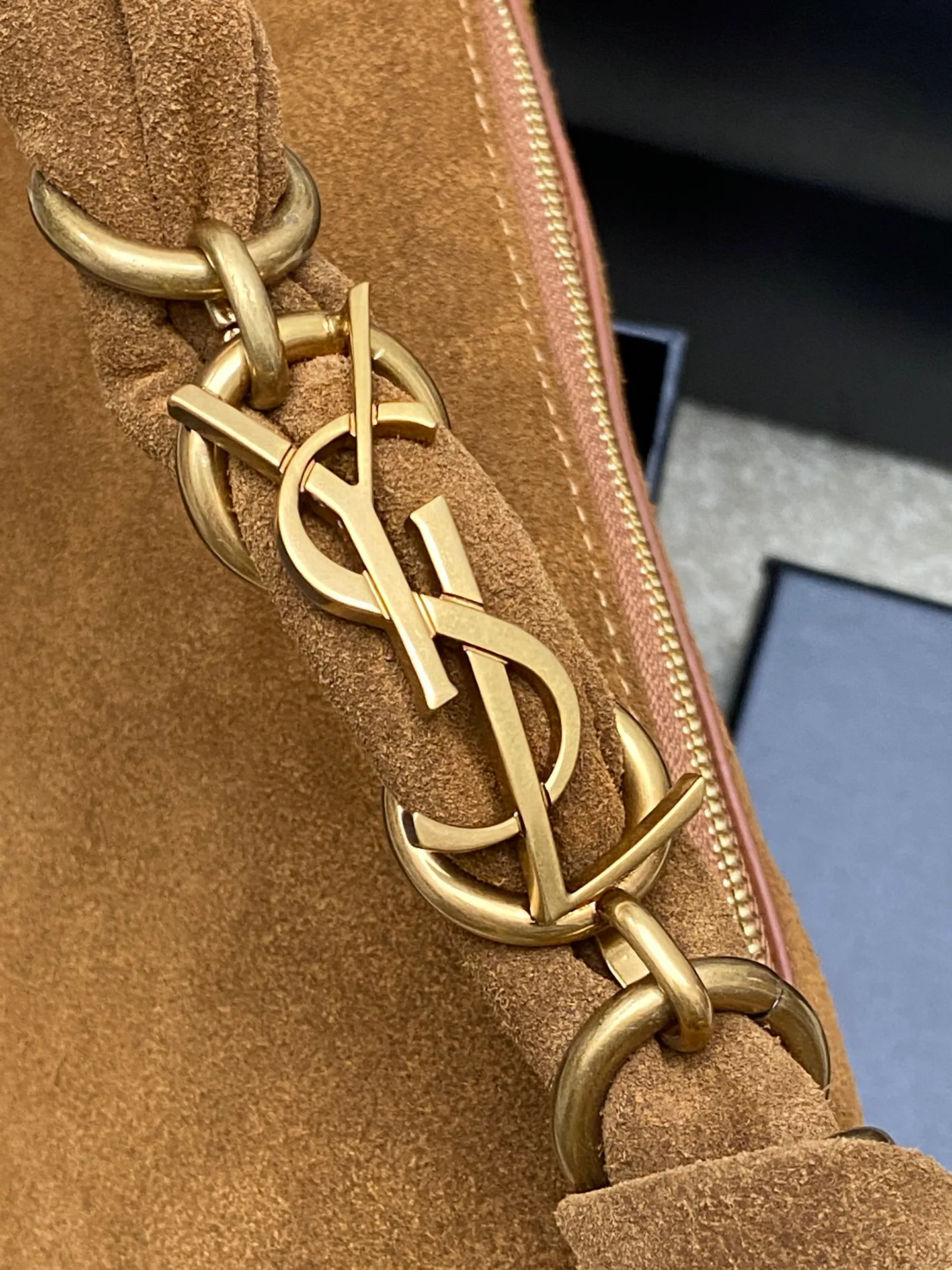 Классические Сумки Женские Saint Laurent 10000421