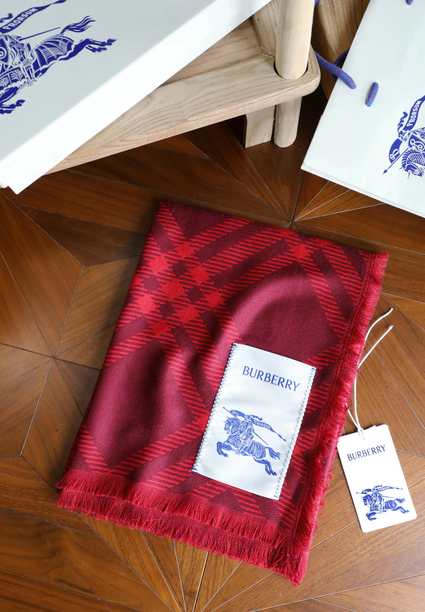 Шарфы Burberry 262341