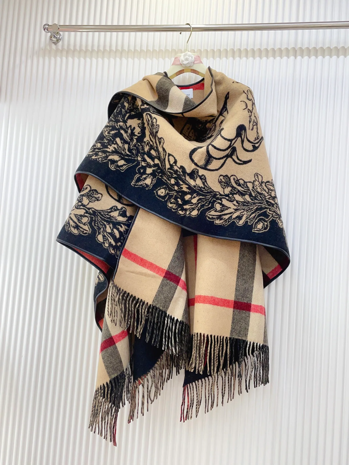 Шарфы Burberry 124045