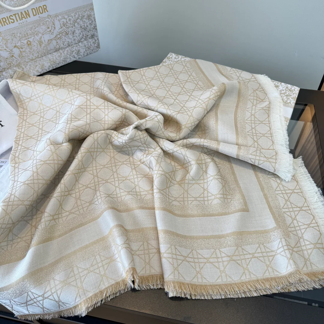 Шарфы Christian Dior 17827486