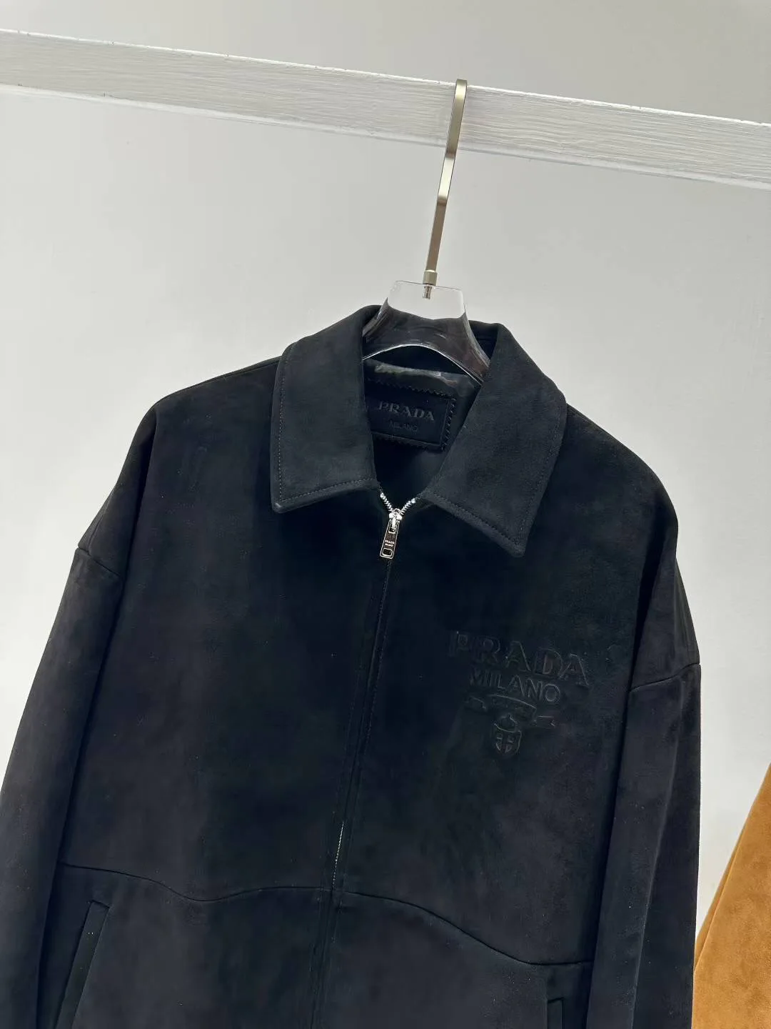 Кожаные Куртки И Дублёнки Женские Prada 13186438