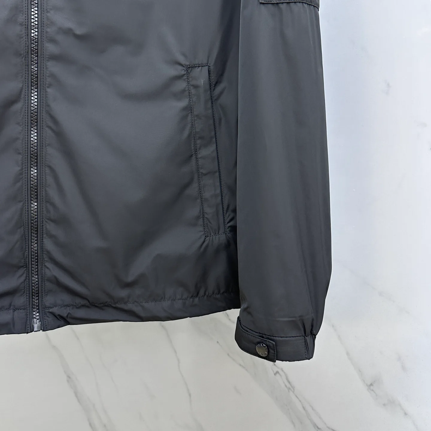 Куртки И Пуховики Мужские Prada 18246782