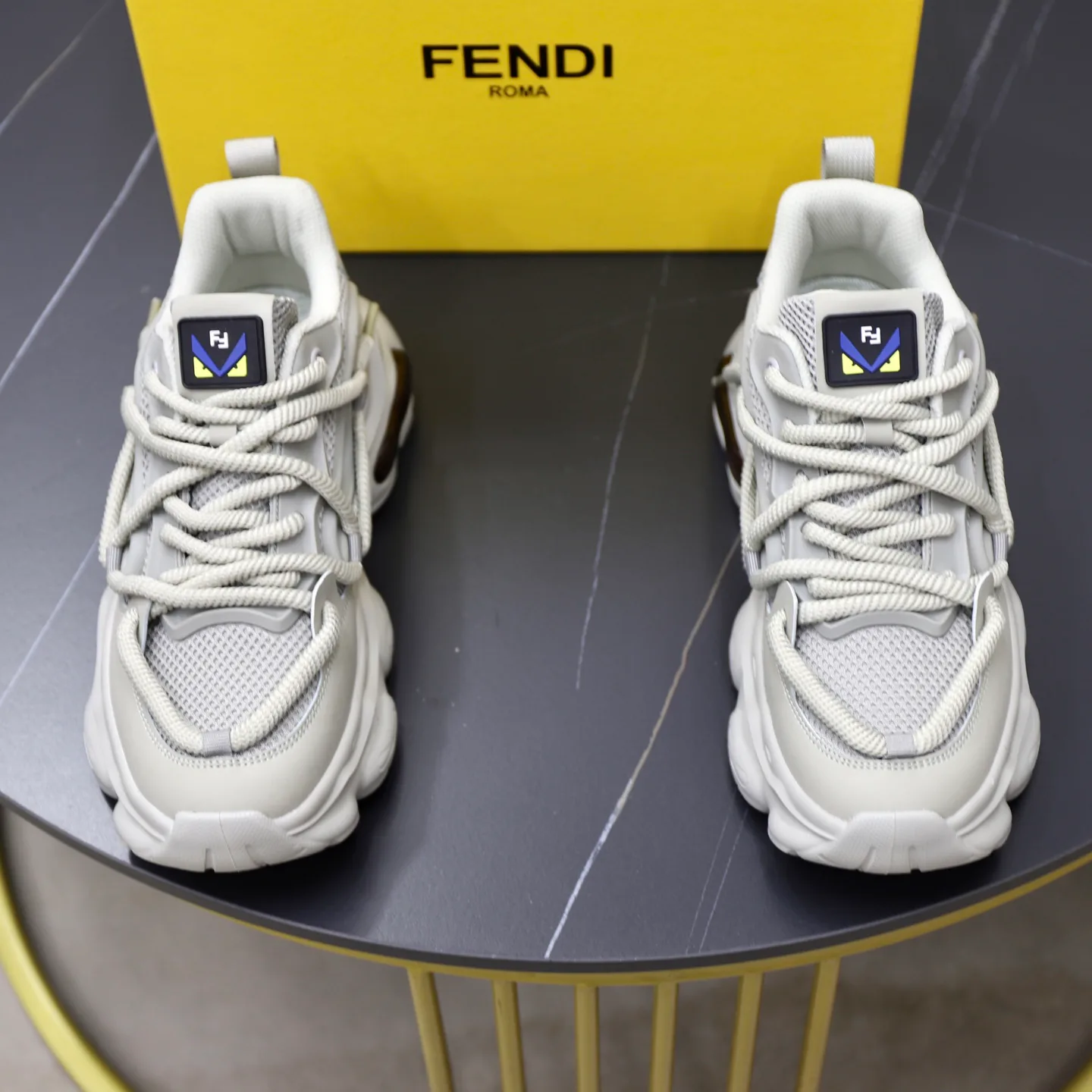 Кроссовки Женские Fendi 211520