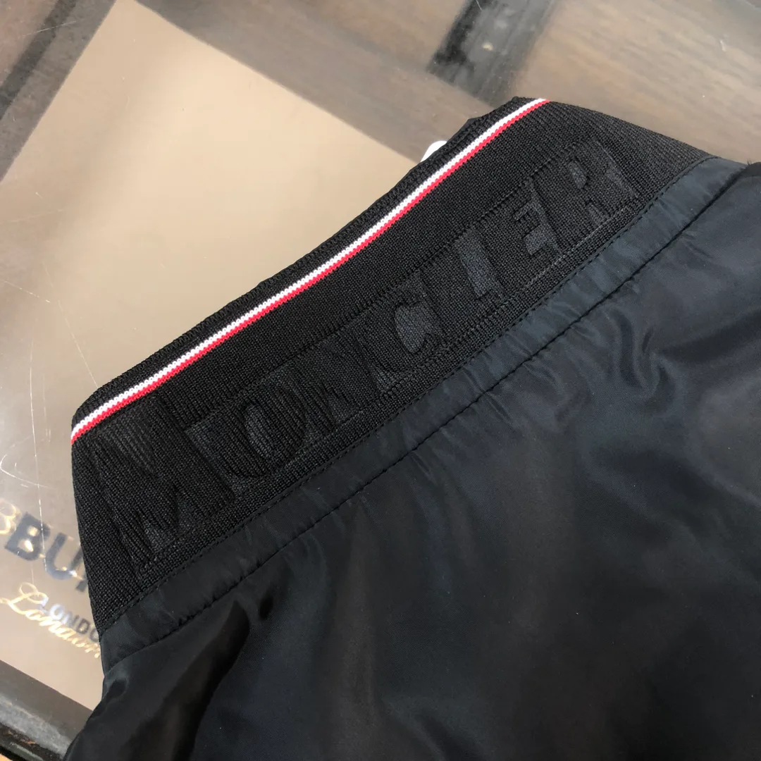 Куртки И Пуховики Мужские Moncler 17285978