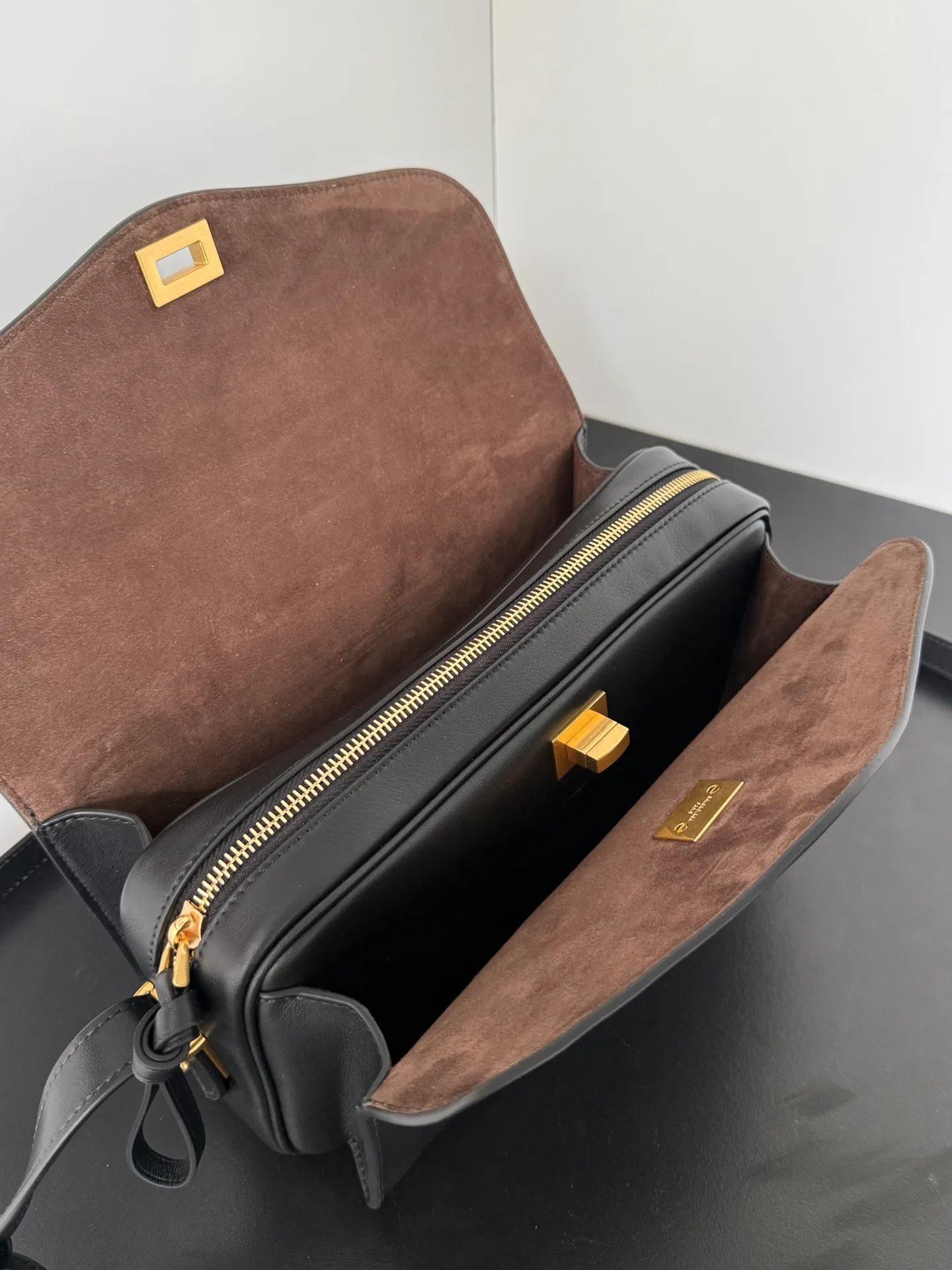 Классические Сумки Женские Balenciaga 12728514