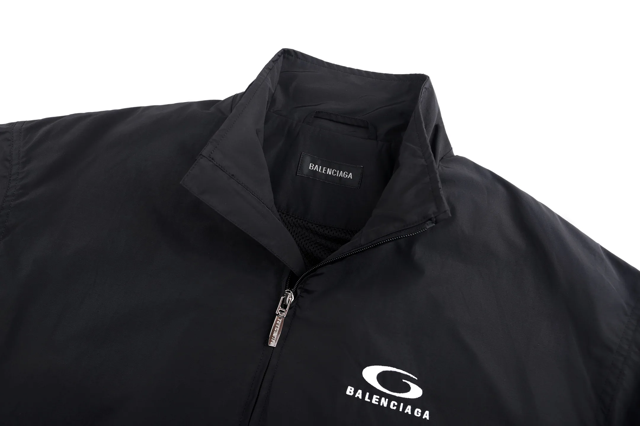 Куртки И Пуховики Женские Balenciaga 18865871