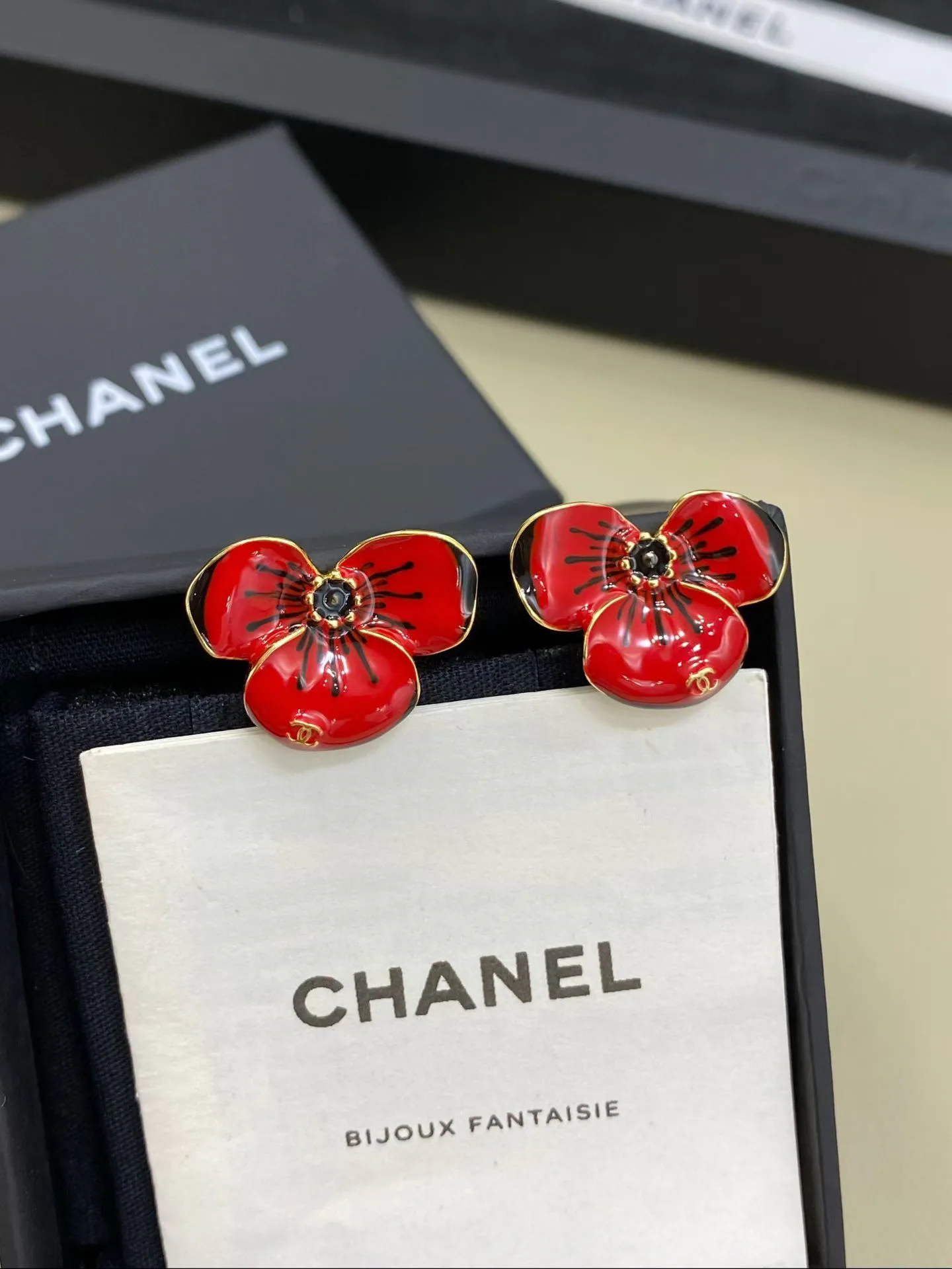 Бижутерия Chanel 18122626