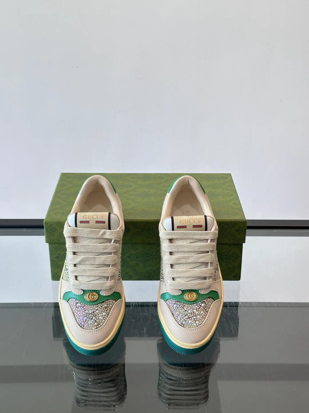 Кроссовки Женские Gucci 1072309
