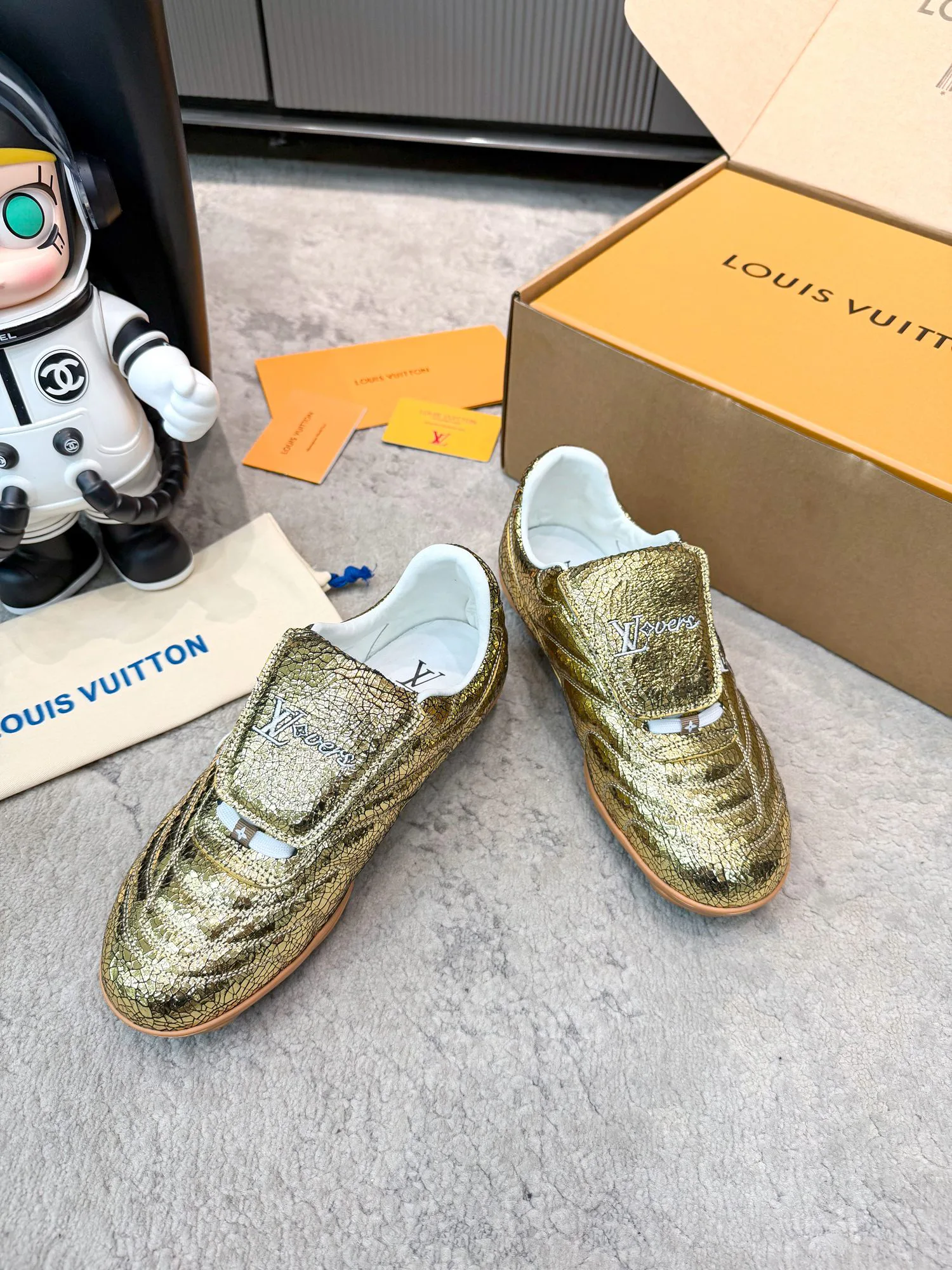 Кроссовки Женские Louis Vuitton 1446583