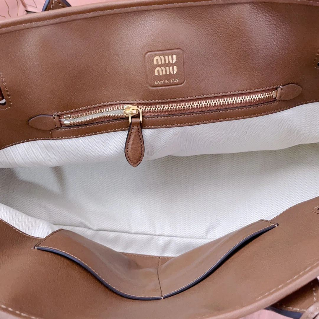 Классические Сумки Женские Miu Miu 18004737