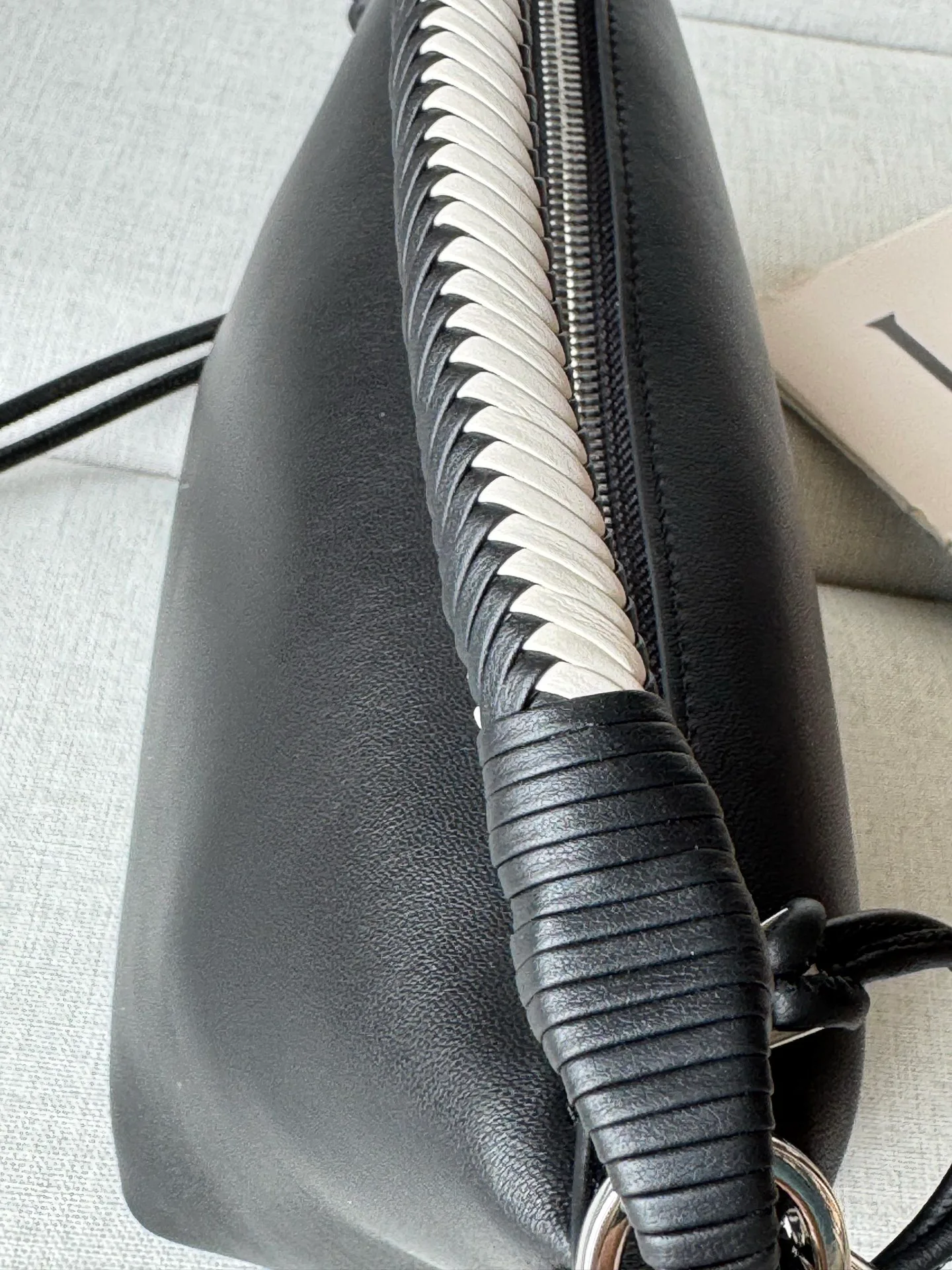 Классические Сумки Женские Loewe 17722819