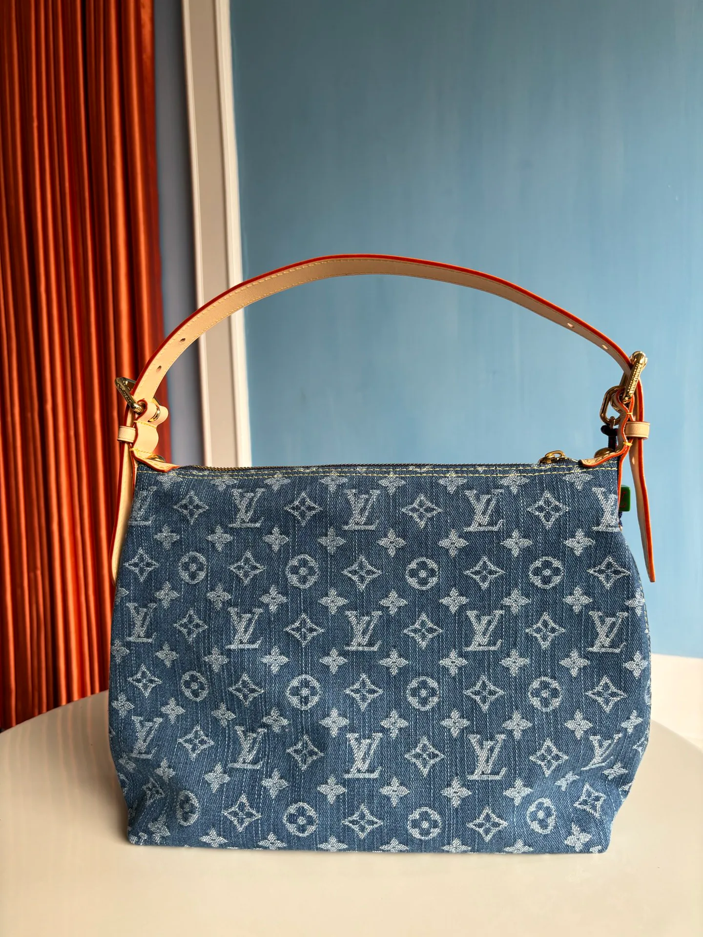 Классические Сумки Женские Louis Vuitton 13070578