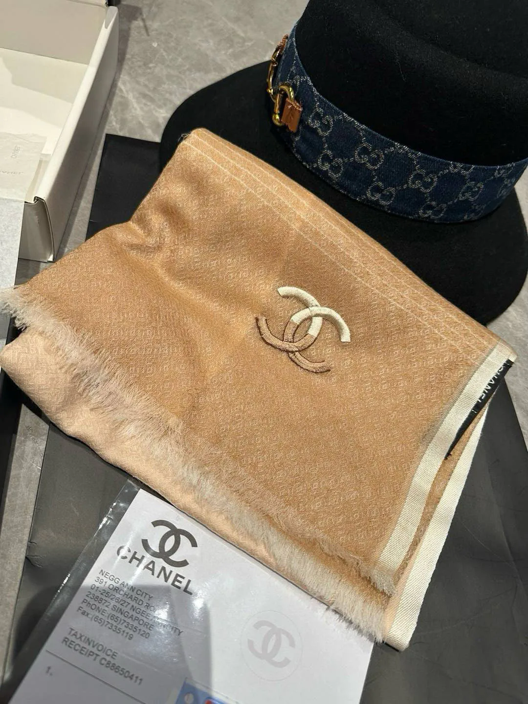 Шарфы Chanel 5425