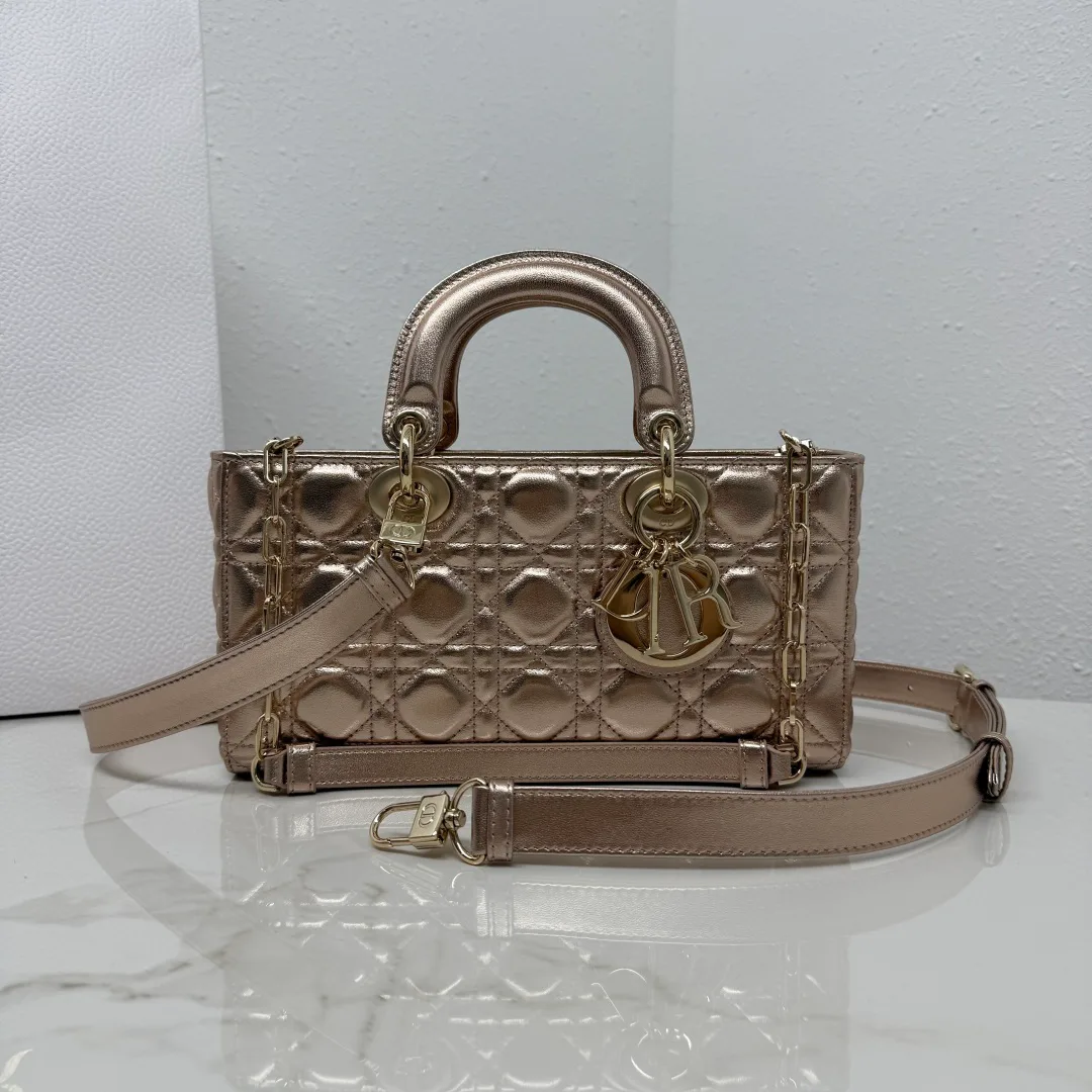Классические Сумки Женские Christian Dior 18116364