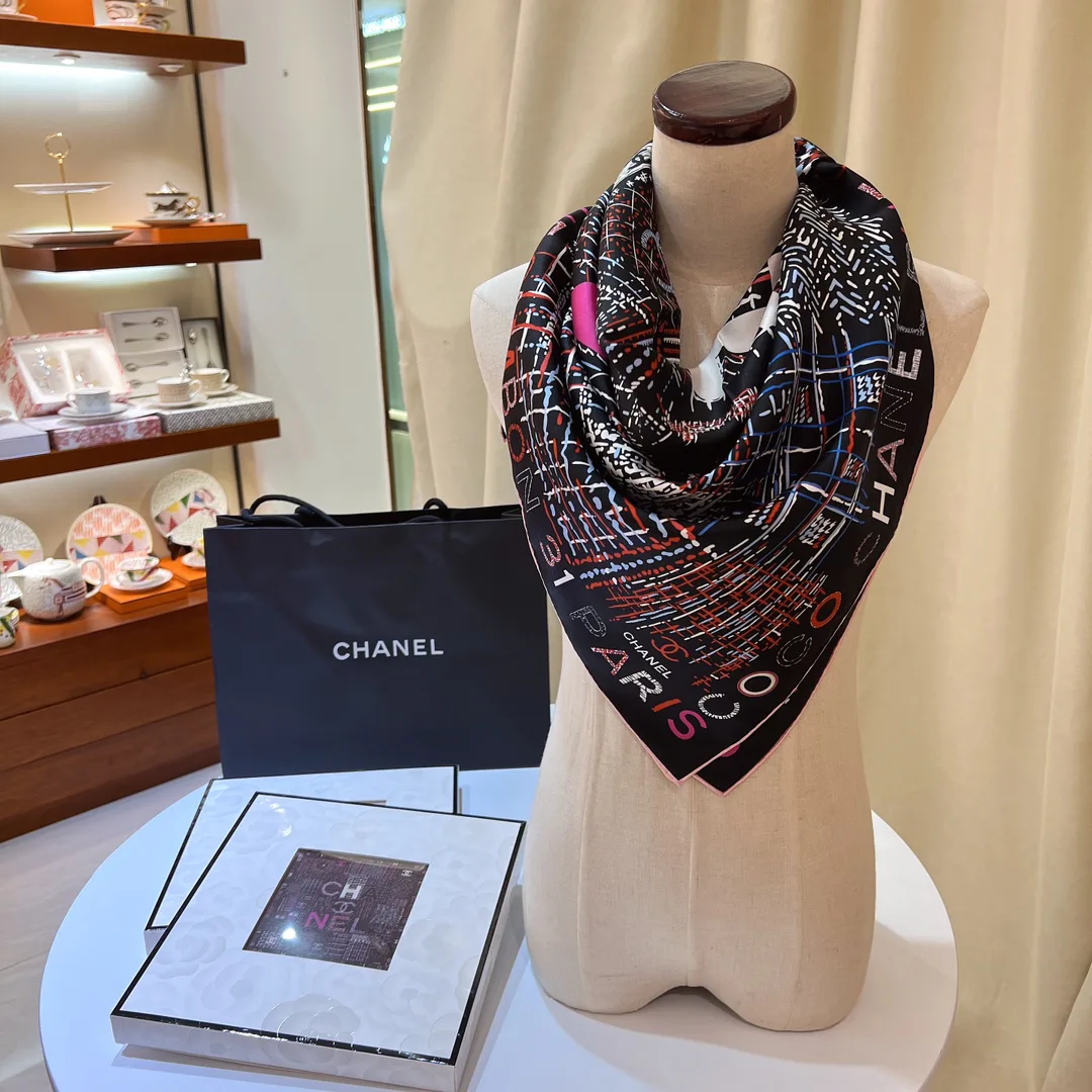 Платки Chanel 5021583