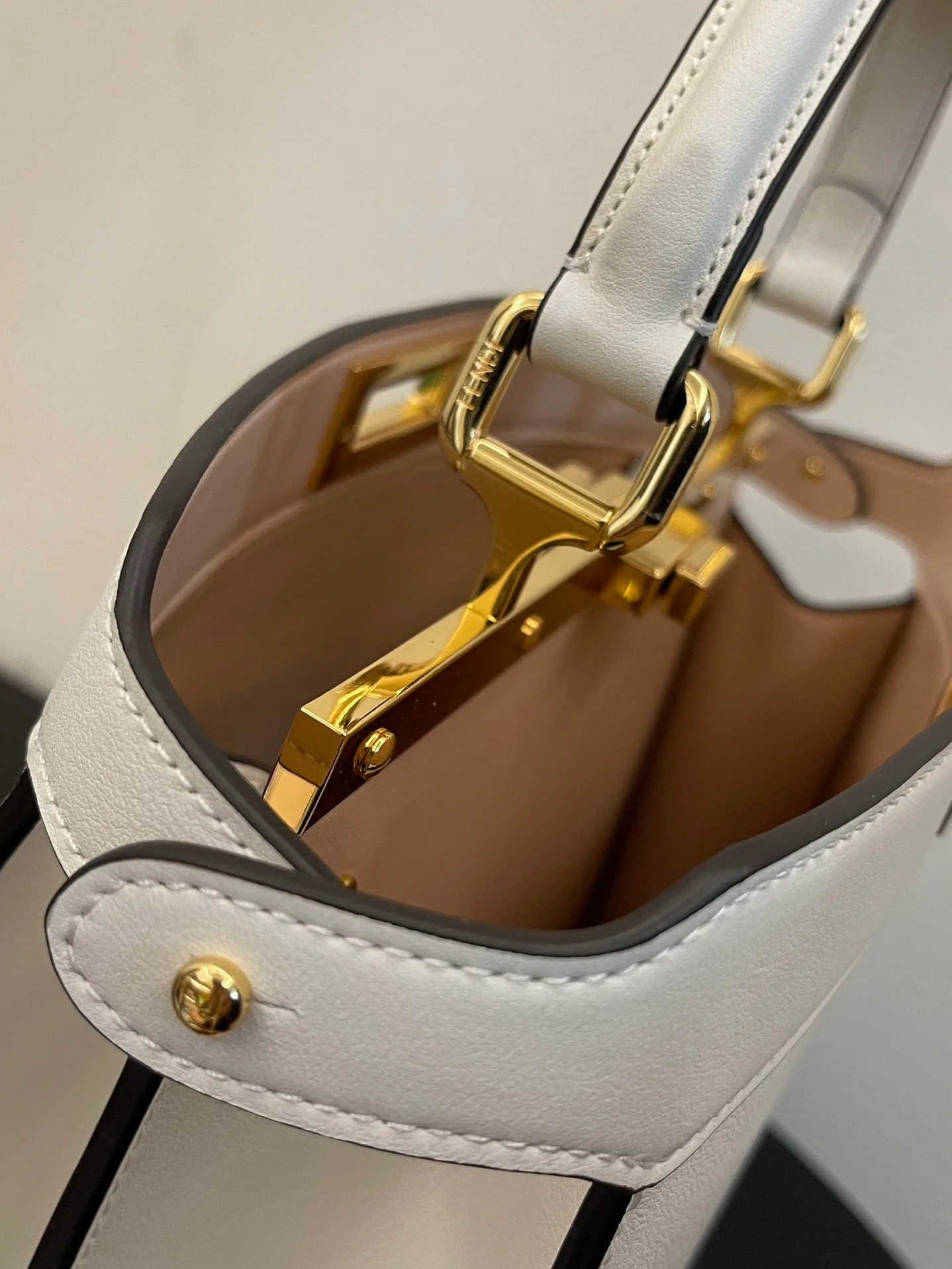 Классические Сумки Женские Fendi 13234510