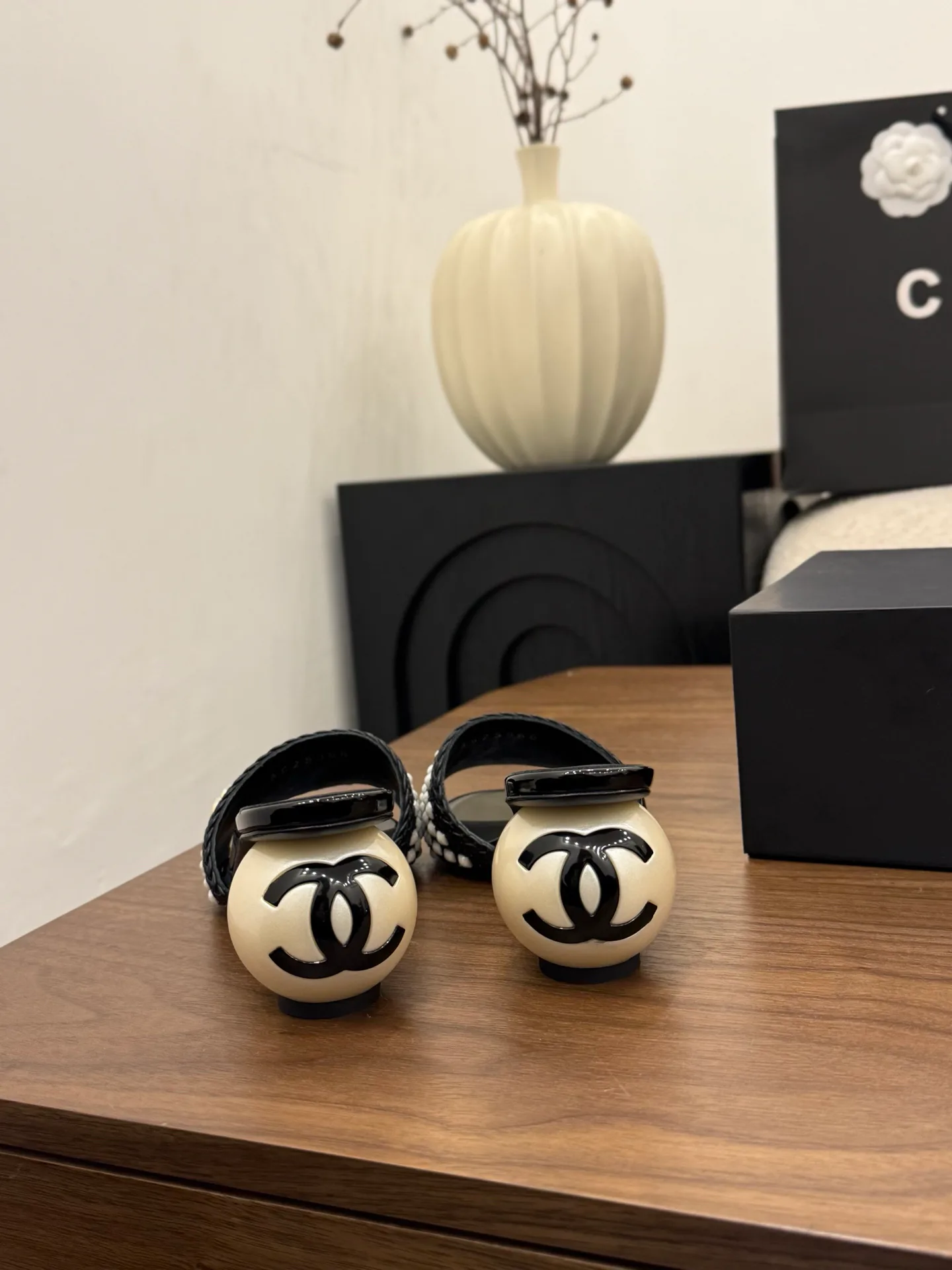 Сандалии Женские Chanel 10807680