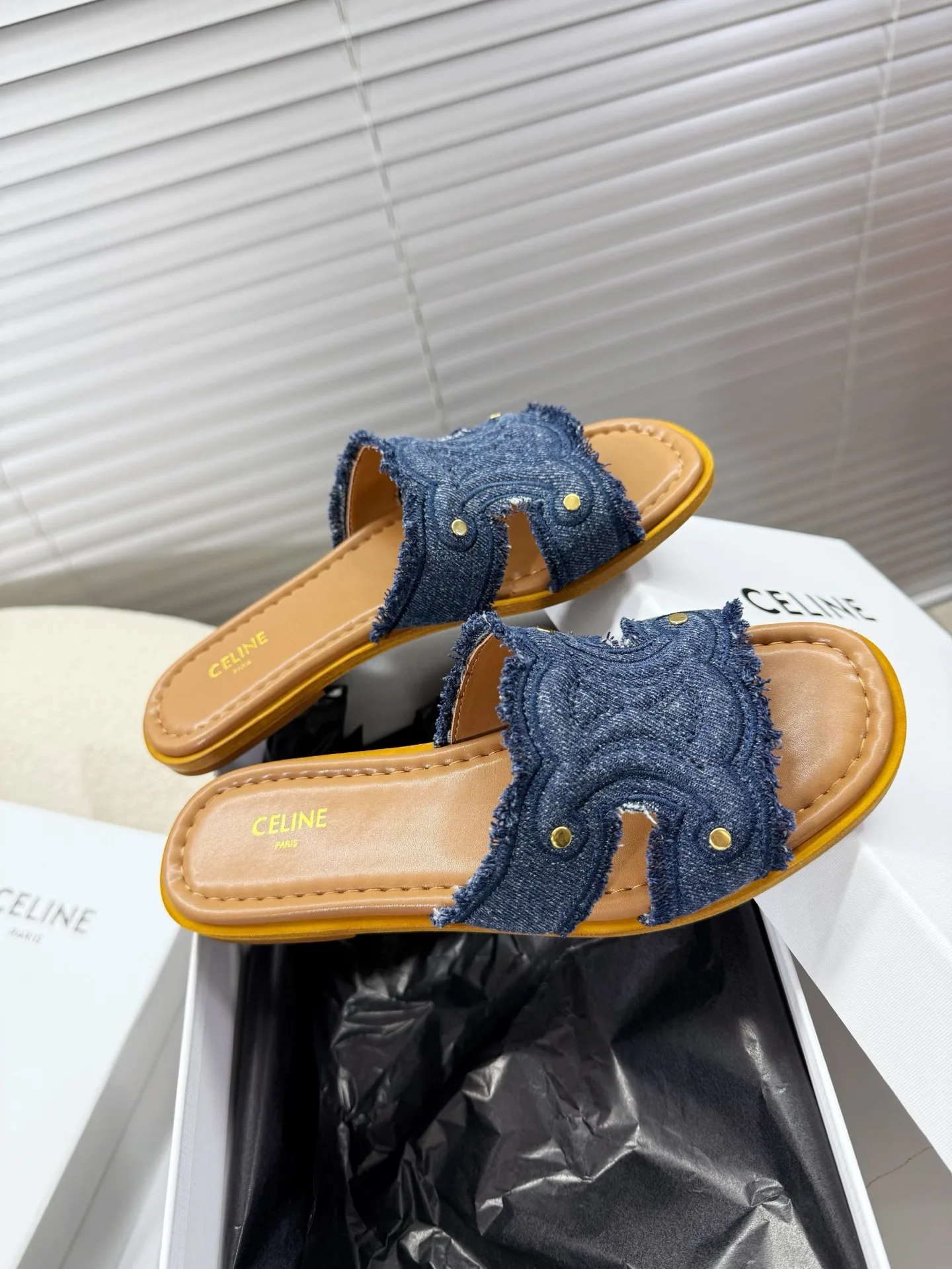 Шлепанцы Женские Celine 11658943