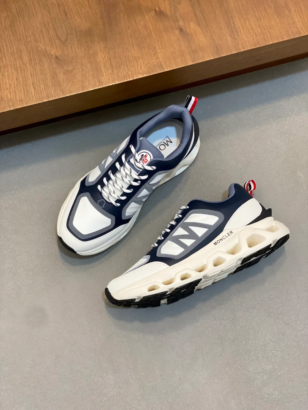 Кроссовки Мужские Moncler 18118862