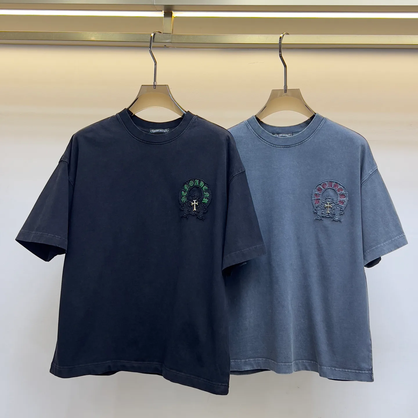 Футболки Женские Chrome Hearts 1798084