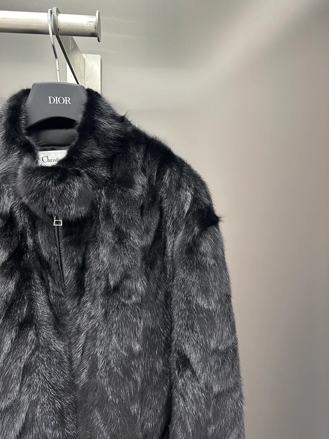 Шубы Женские Christian Dior 18626029